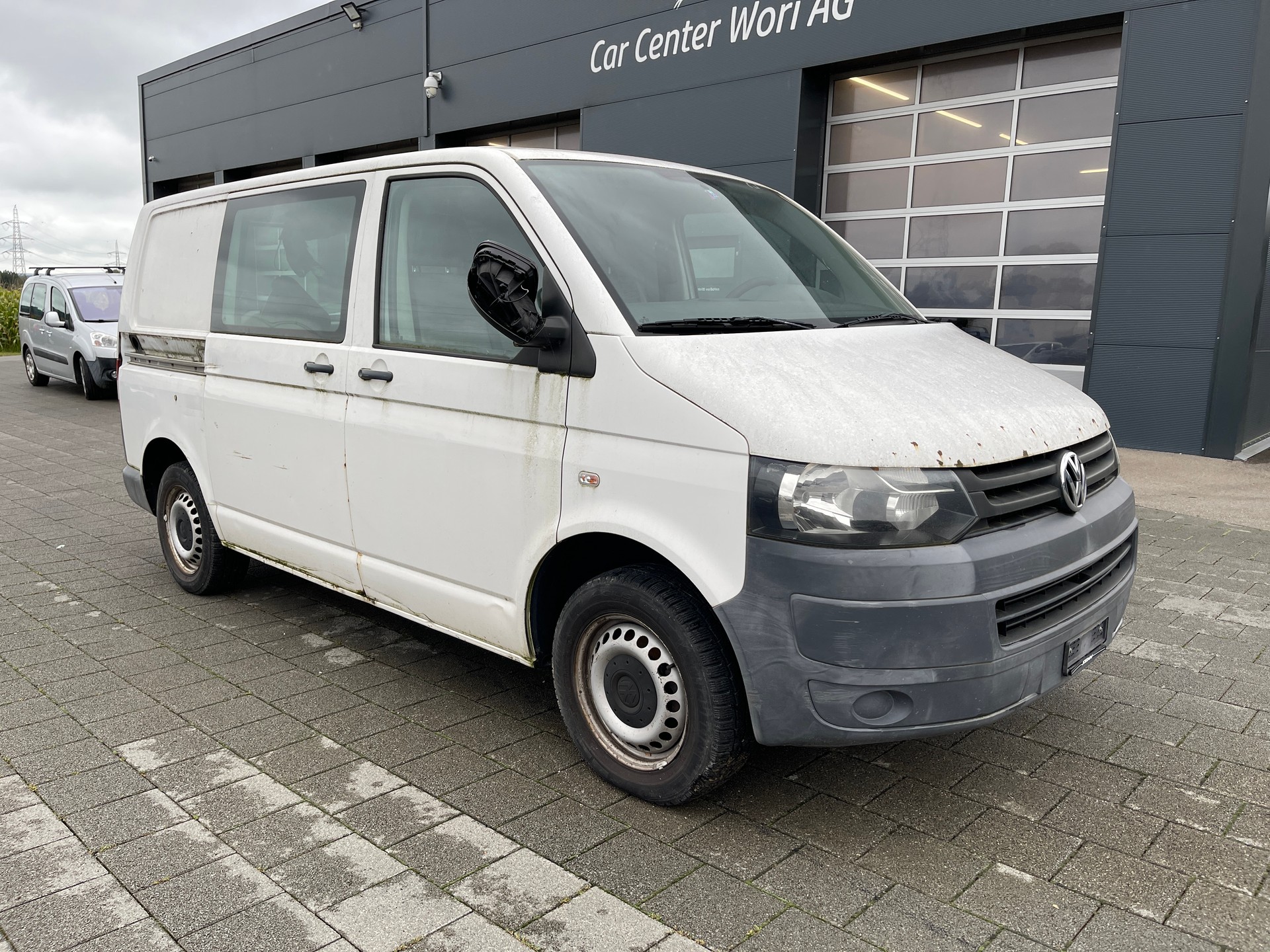 VW T5 2.0 TDI-image-5