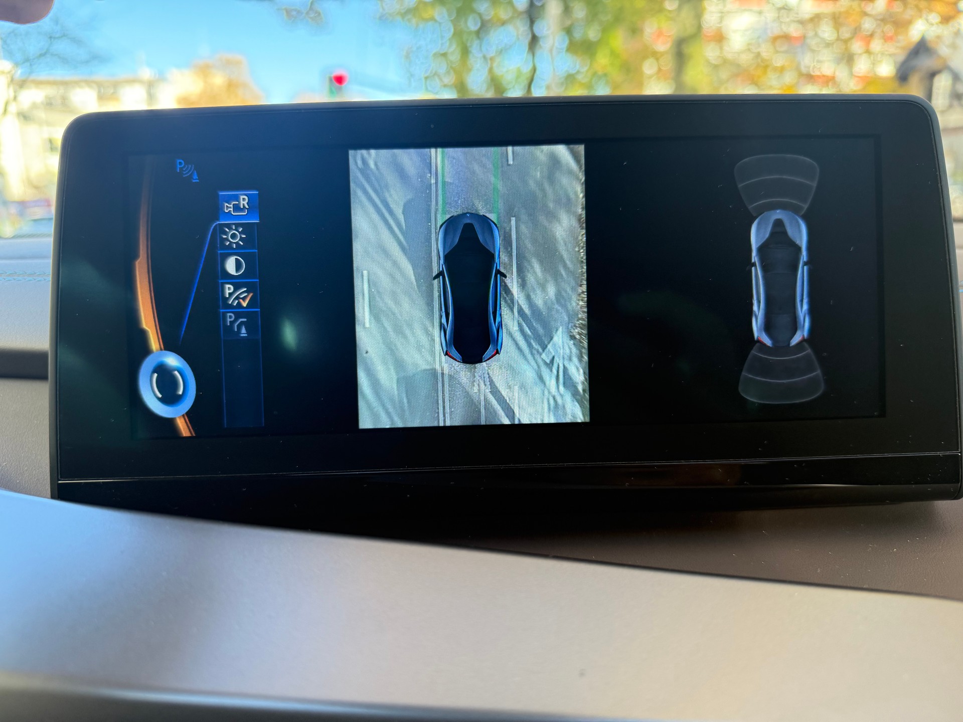 BMW i8 Coupé-image-11