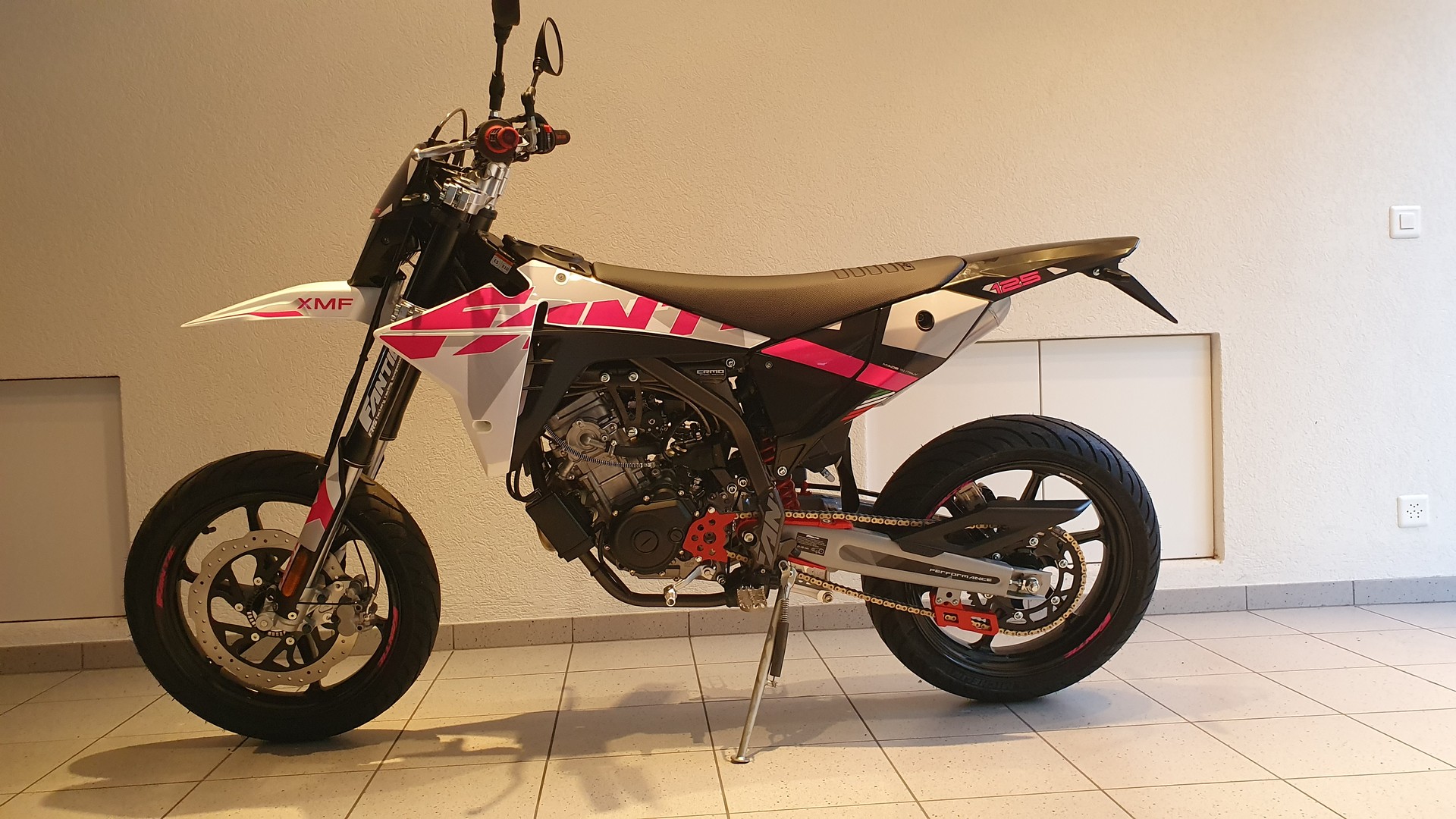 FANTIC XMF 125 Motard-image-4