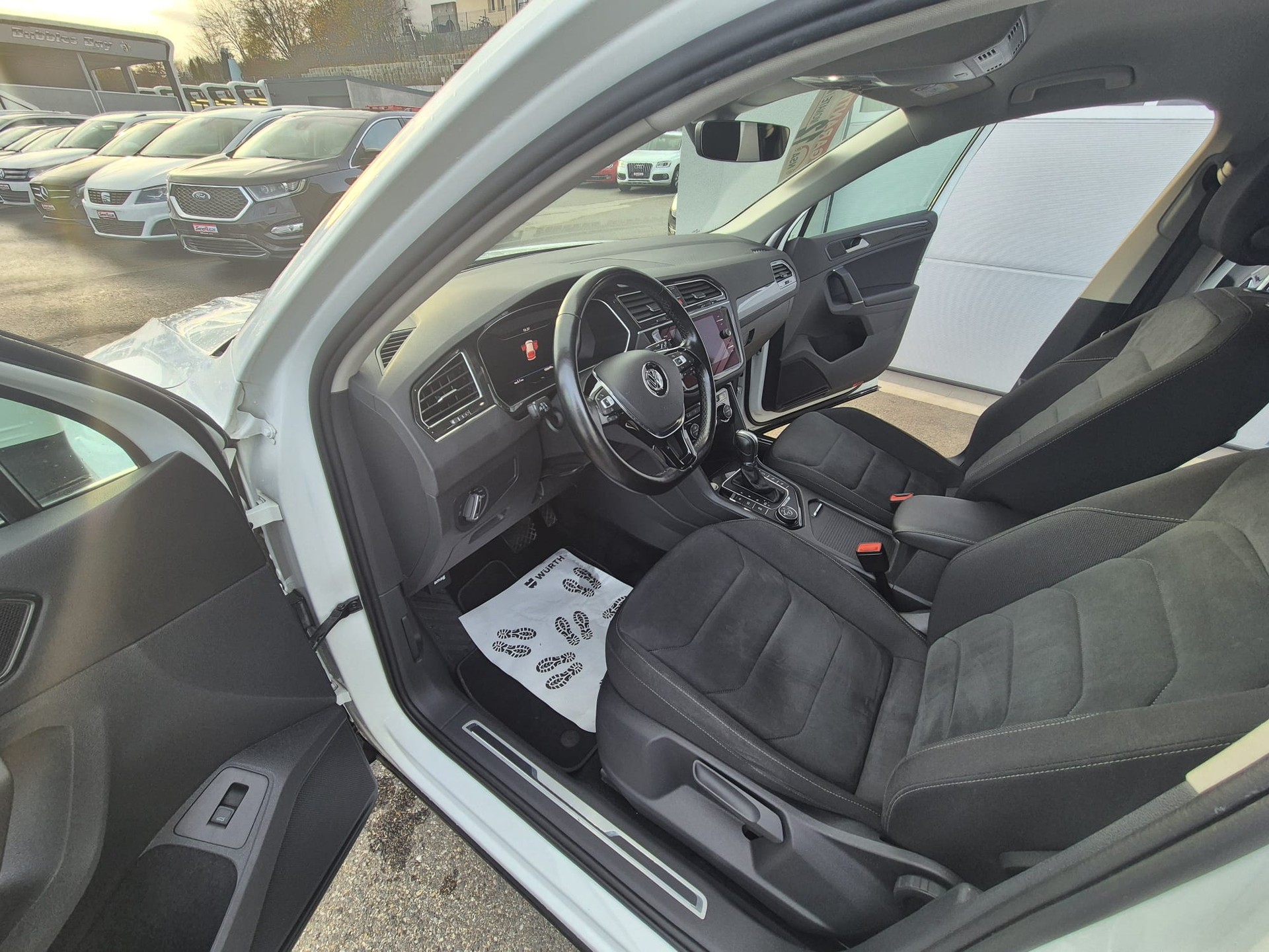VW Tiguan 2.0 TDI SCR Highline4Motion DSG-image-6