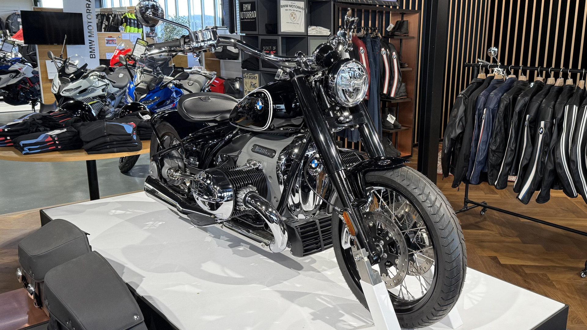 BMW R 18 First Edition / Kit Bobber / Zard Exhaust-image-0