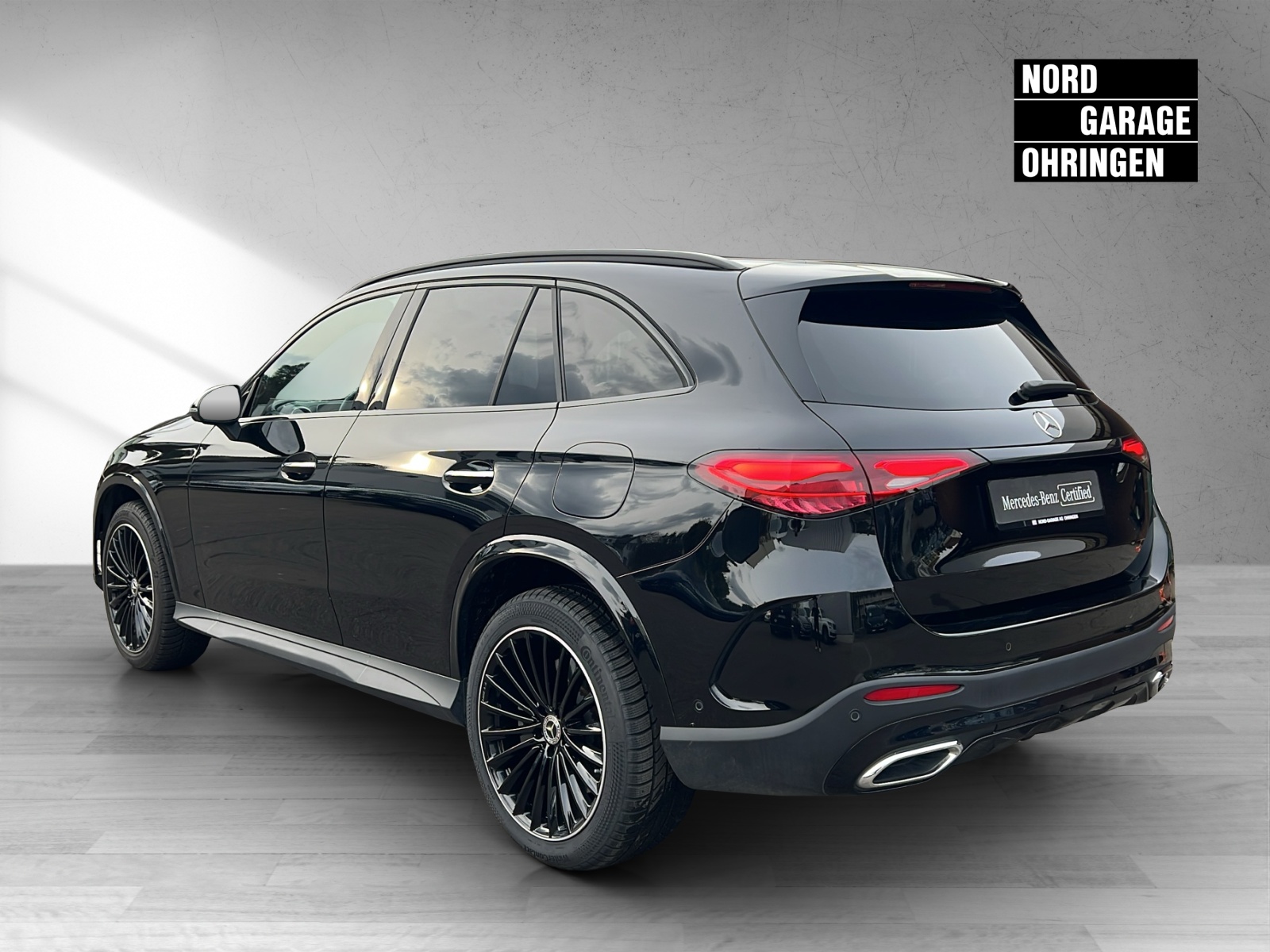 MERCEDES-BENZ GLC 400 e 4M 9G-Tronic-showroom-element-2