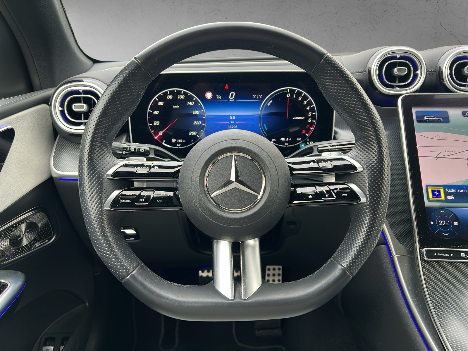 MERCEDES-BENZ GLC 400 e 4M 9G-Tronic-image-8
