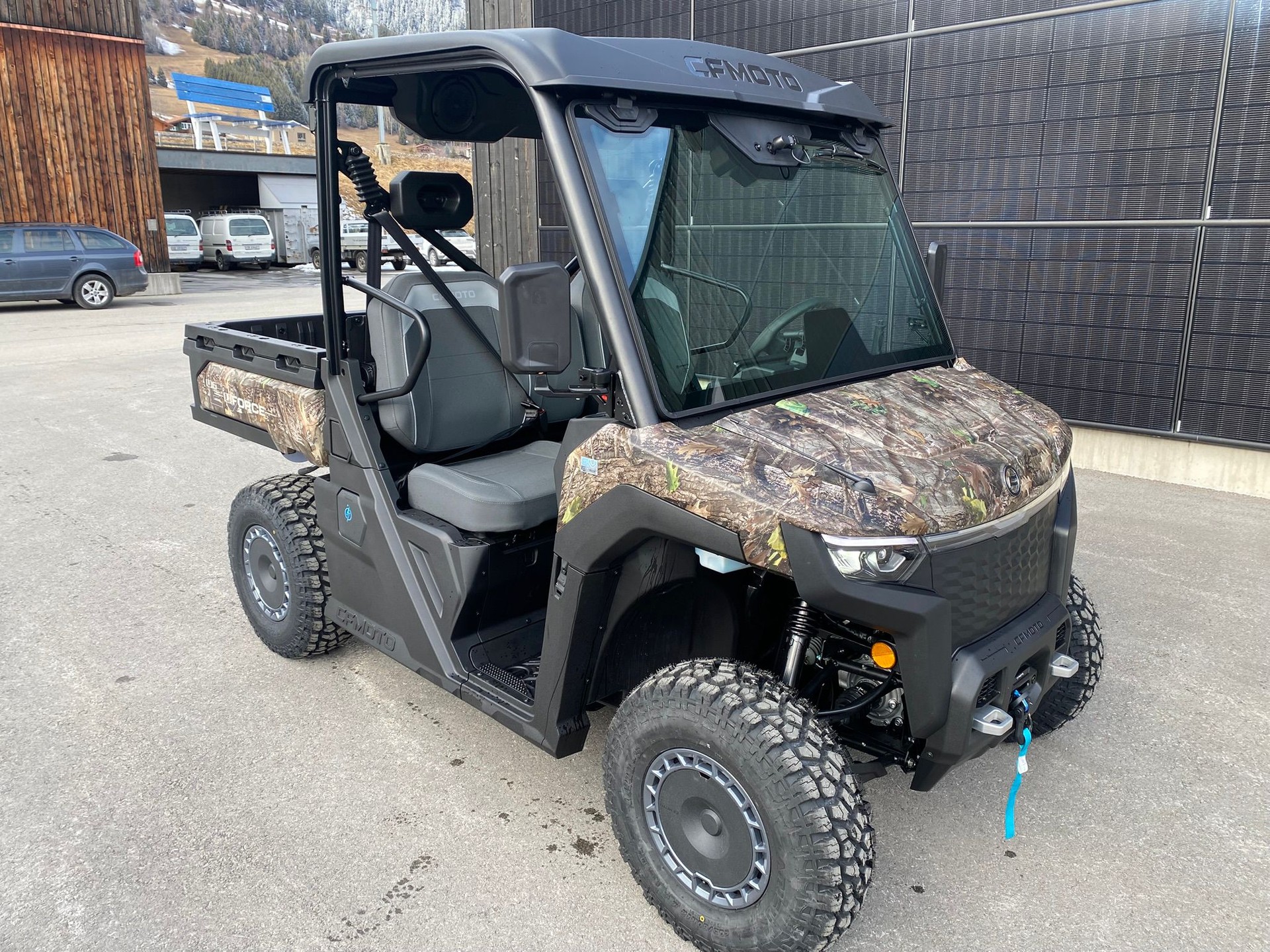 CF MOTO Uforce U6 EV