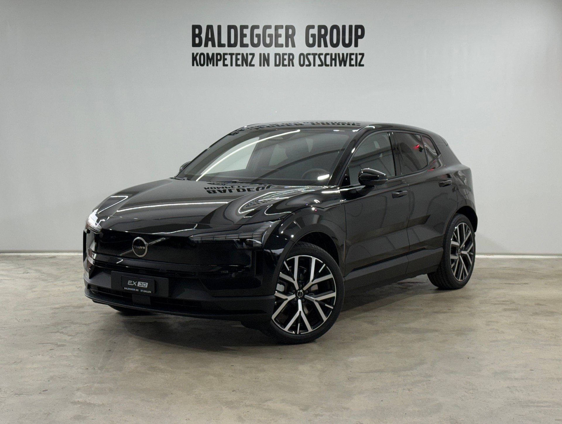 VOLVO EX 30 E60 Twin Plus Performance