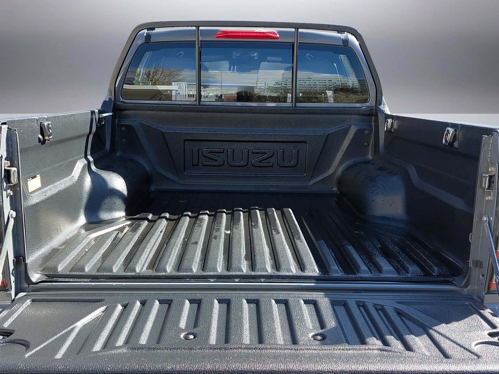 ISUZU D-Max Crew Pick-up 1.9 DDi N60 Nitro Sport 4x4-image-14