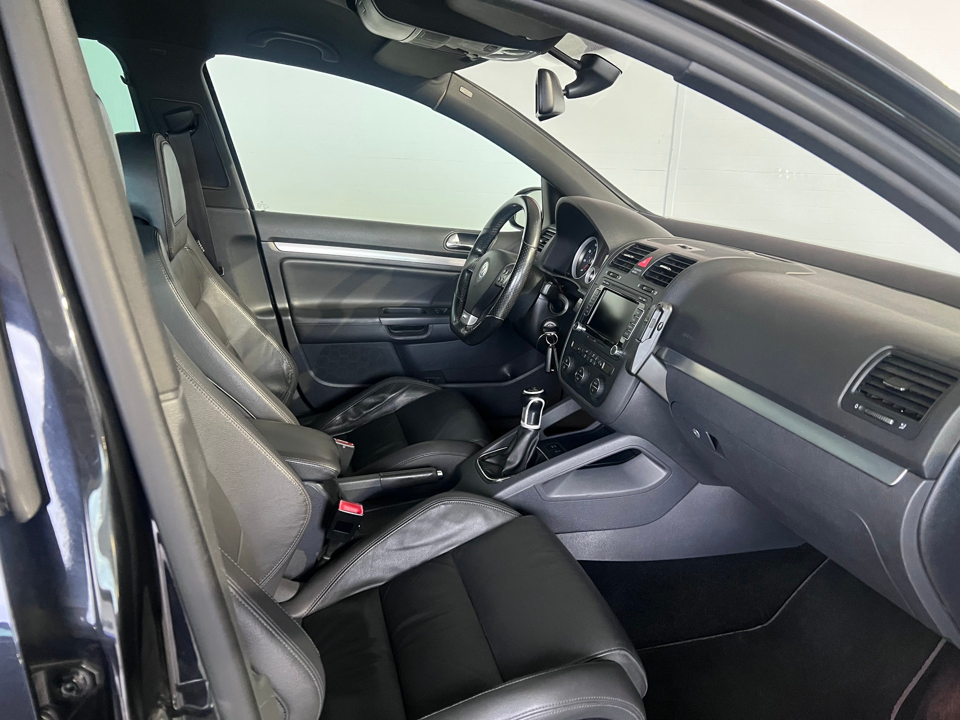 VW Golf 2.0 TFSI GTI-image-14