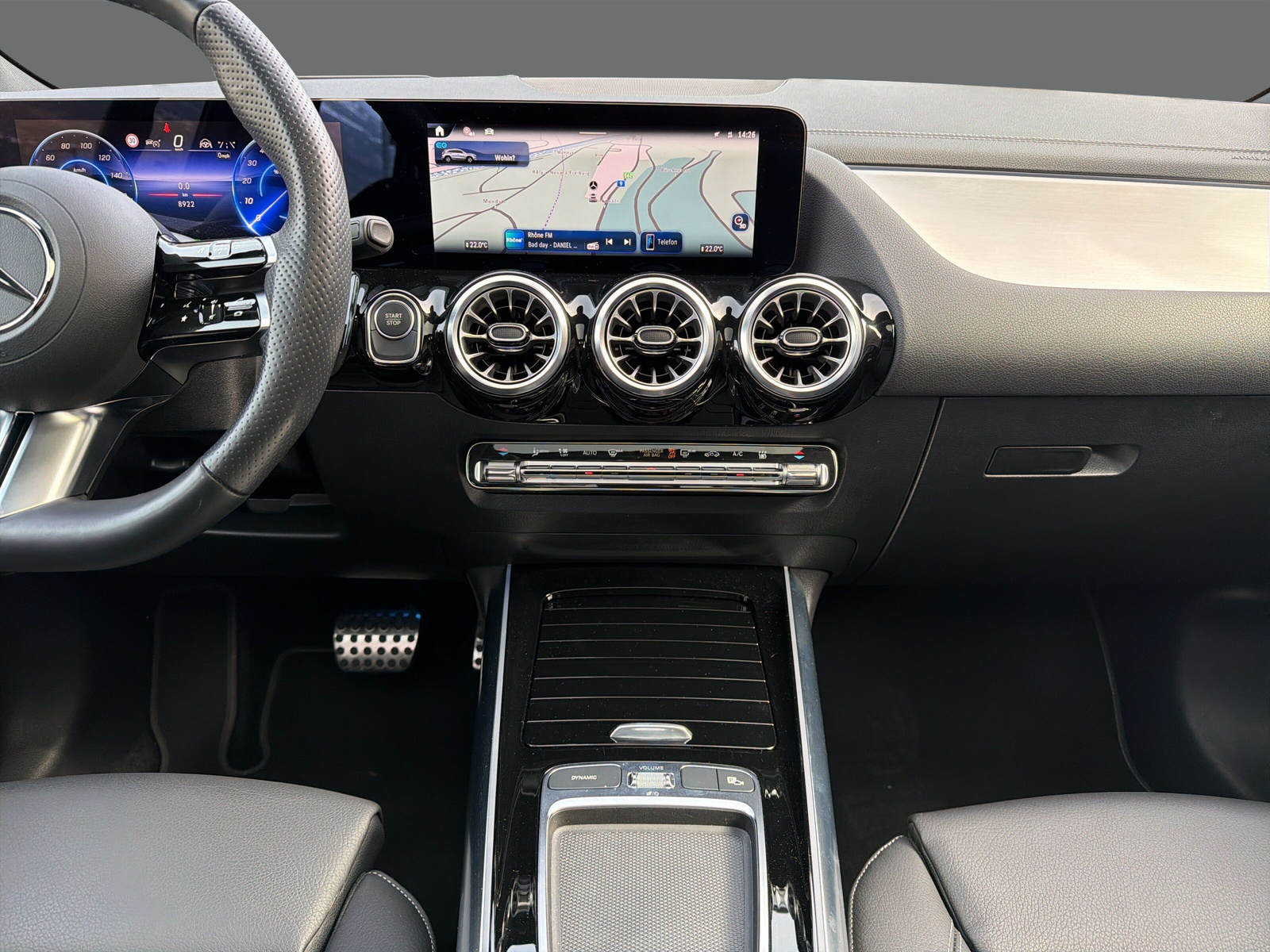 MERCEDES-BENZ EQA 350 AMG Line 4Matic-image-14