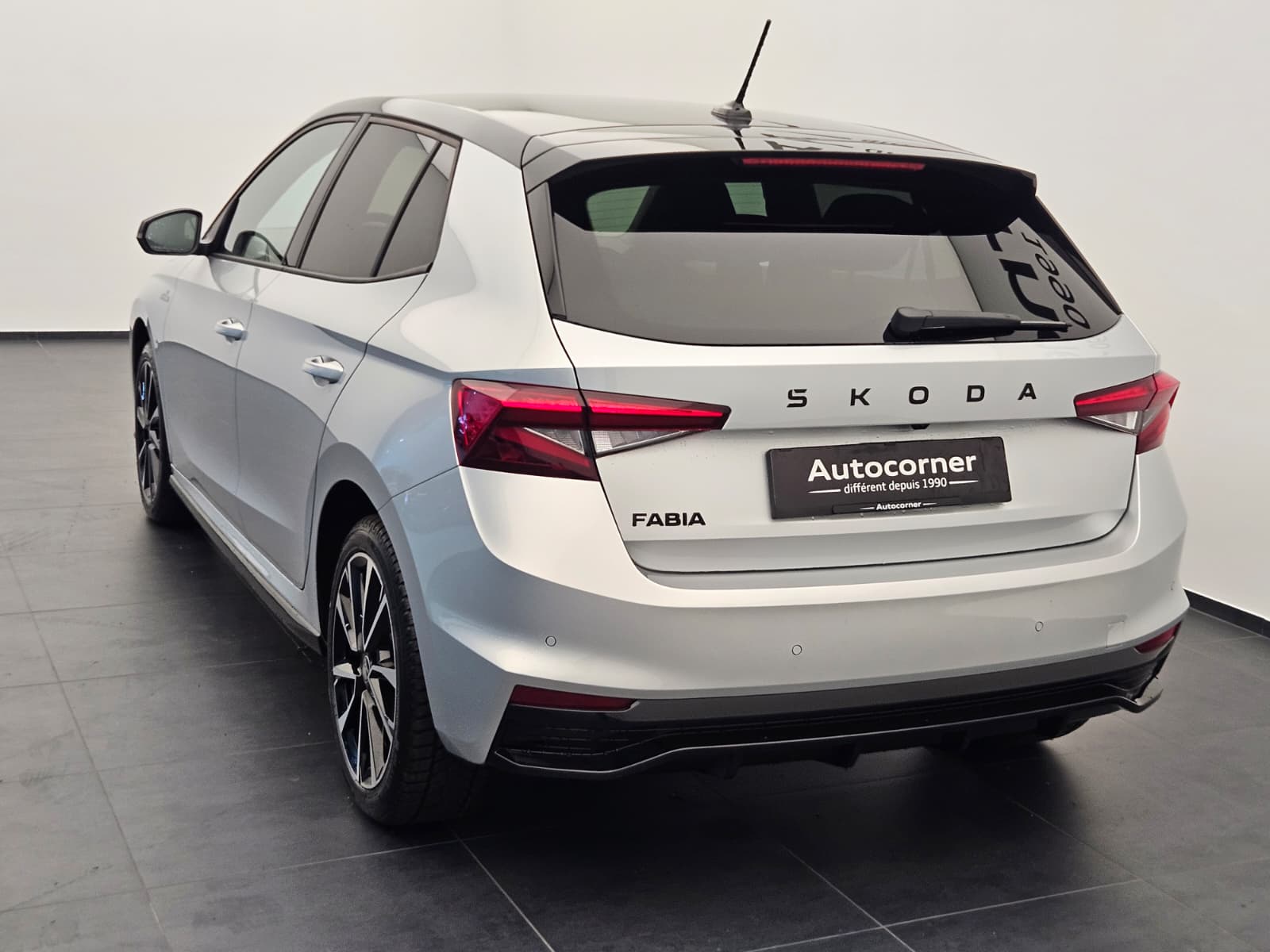 SKODA Fabia 1.0 TSI Monte Carlo DSG-image-8