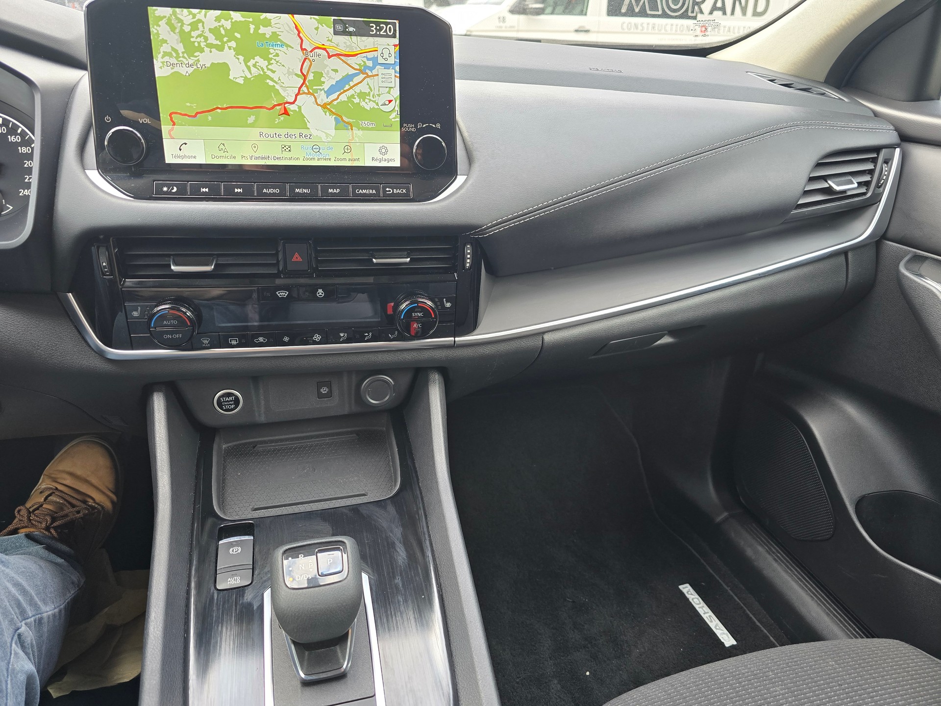 NISSAN Qashqai 1.3 DIG-T MHEV N-Connecta Xtronic-image-12