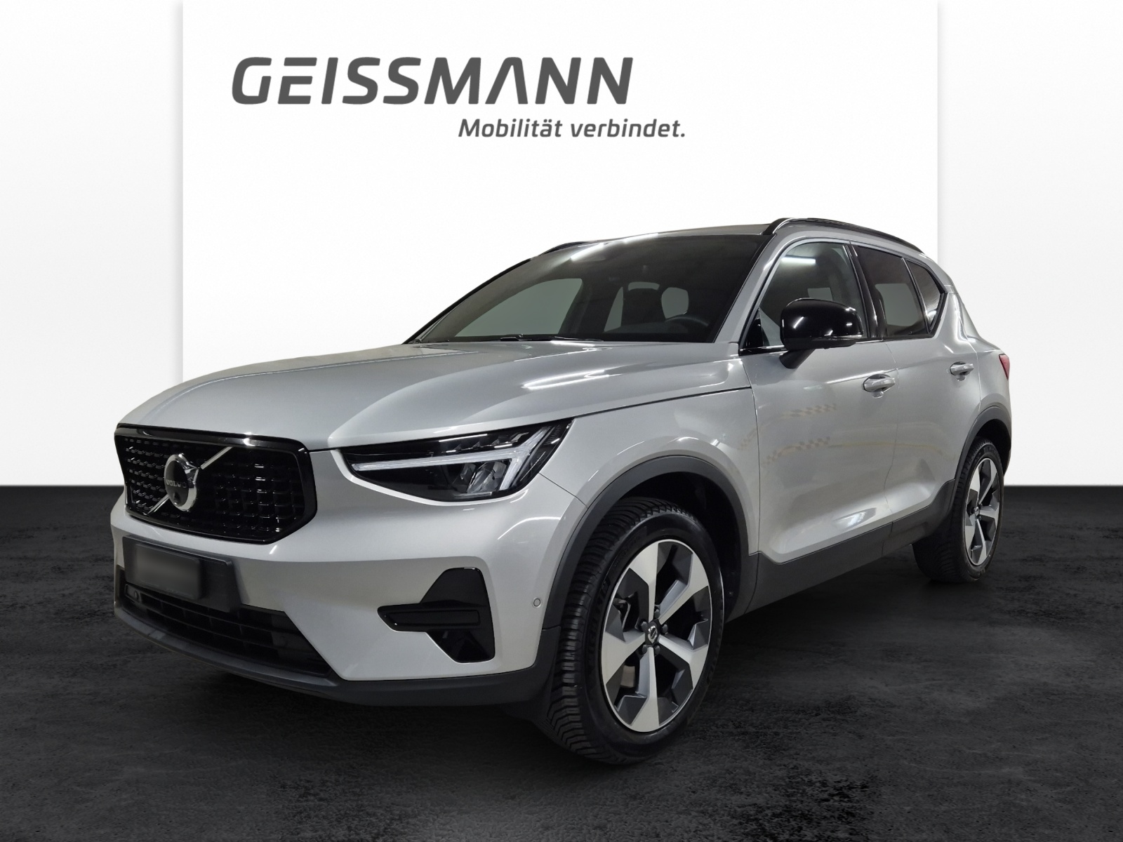 VOLVO XC40 2.0 B4 MH Plus Dark
