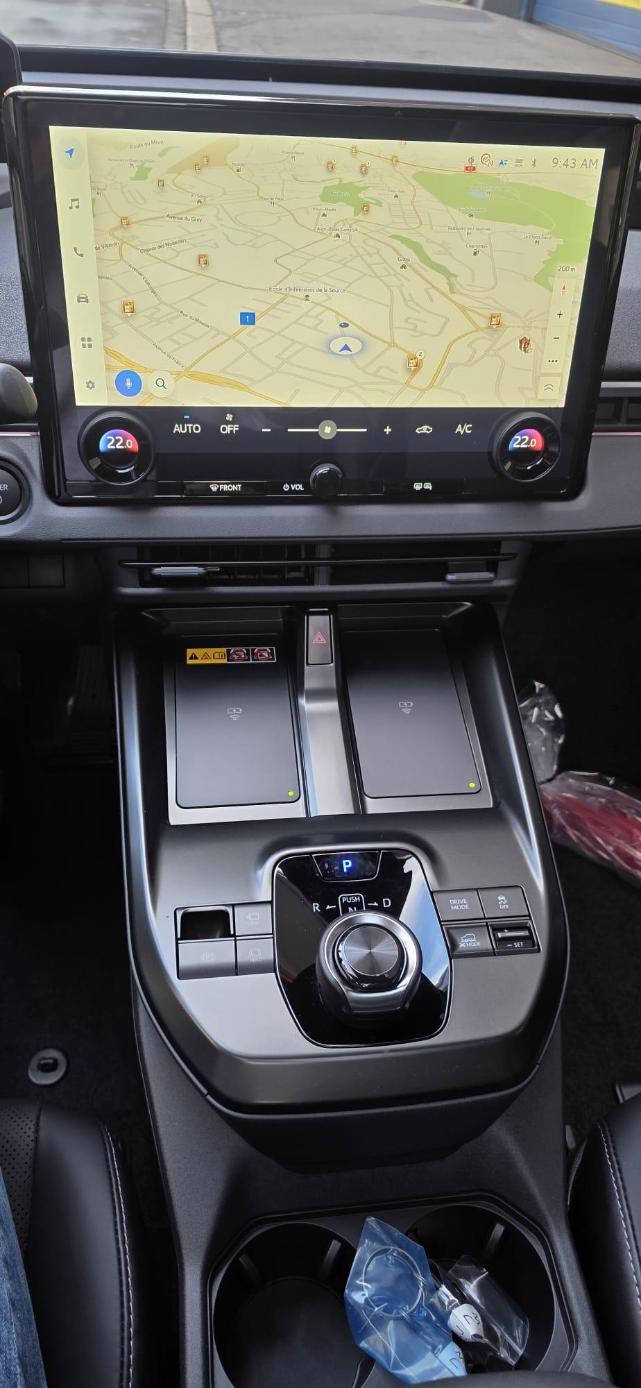 SUBARU Solterra eV Luxury AWD-image-11