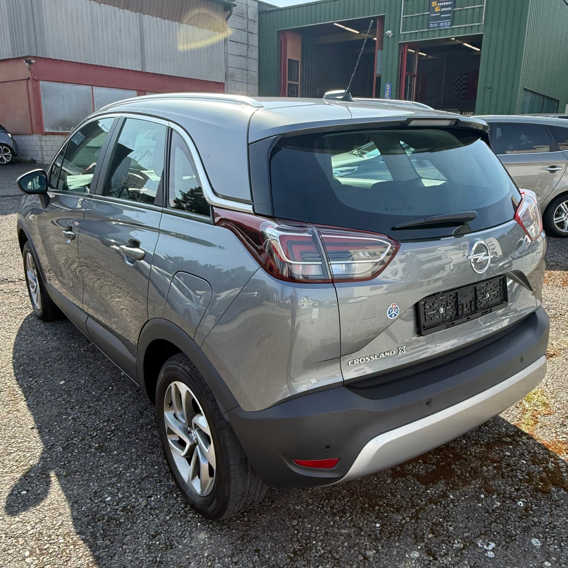 OPEL Crossland X 1.2i Excellence Automatik-image-3
