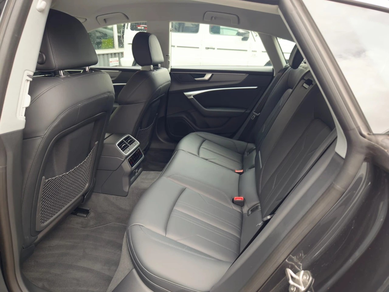AUDI A7 Sportback 2.0 40 TDI quattro S-Tronic CH FAHRZEUG-image-5