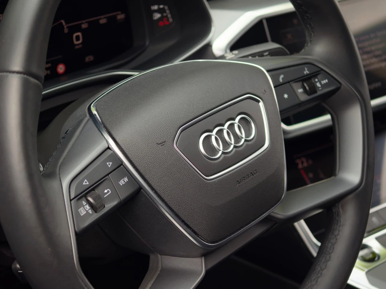 AUDI A7 Sportback 2.0 40 TDI quattro S-Tronic CH FAHRZEUG-image-9