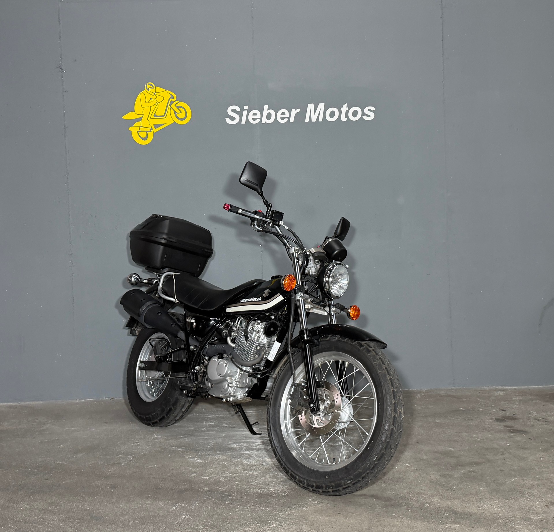 SUZUKI RV 125 VanVan-image-1