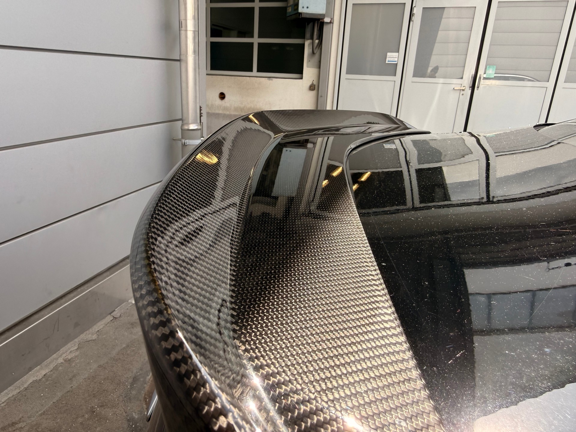 CADILLAC CTS-V Sedan 6.2 Supercharged Automatic-image-5