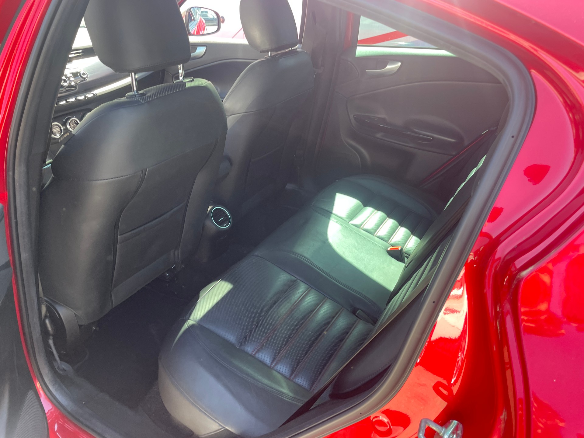 ALFA ROMEO Giulietta 1750 TBi Quadrifoglio Verde-image-9