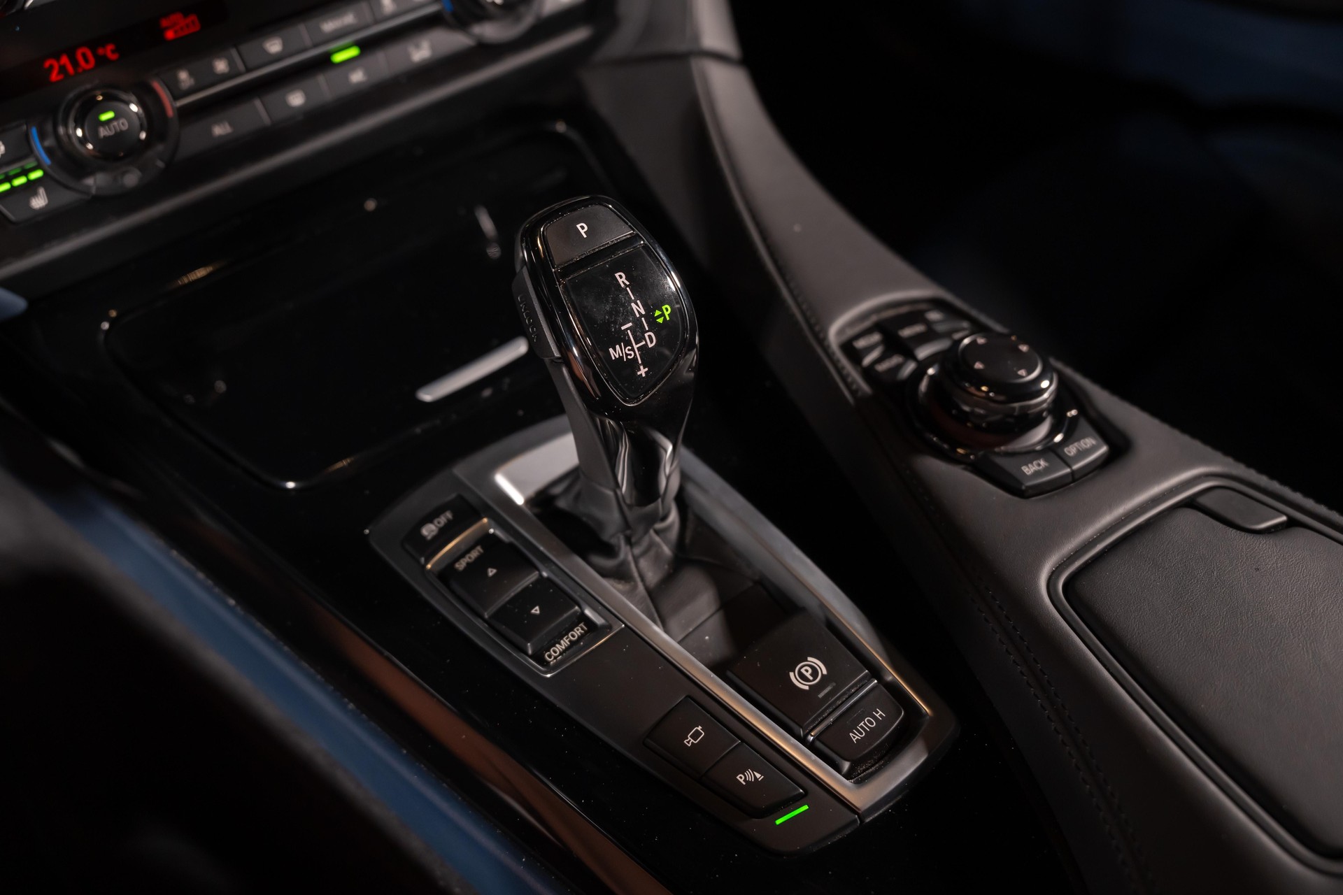 BMW-ALPINA B6 Coupé 4.4 Biturbo-image-22