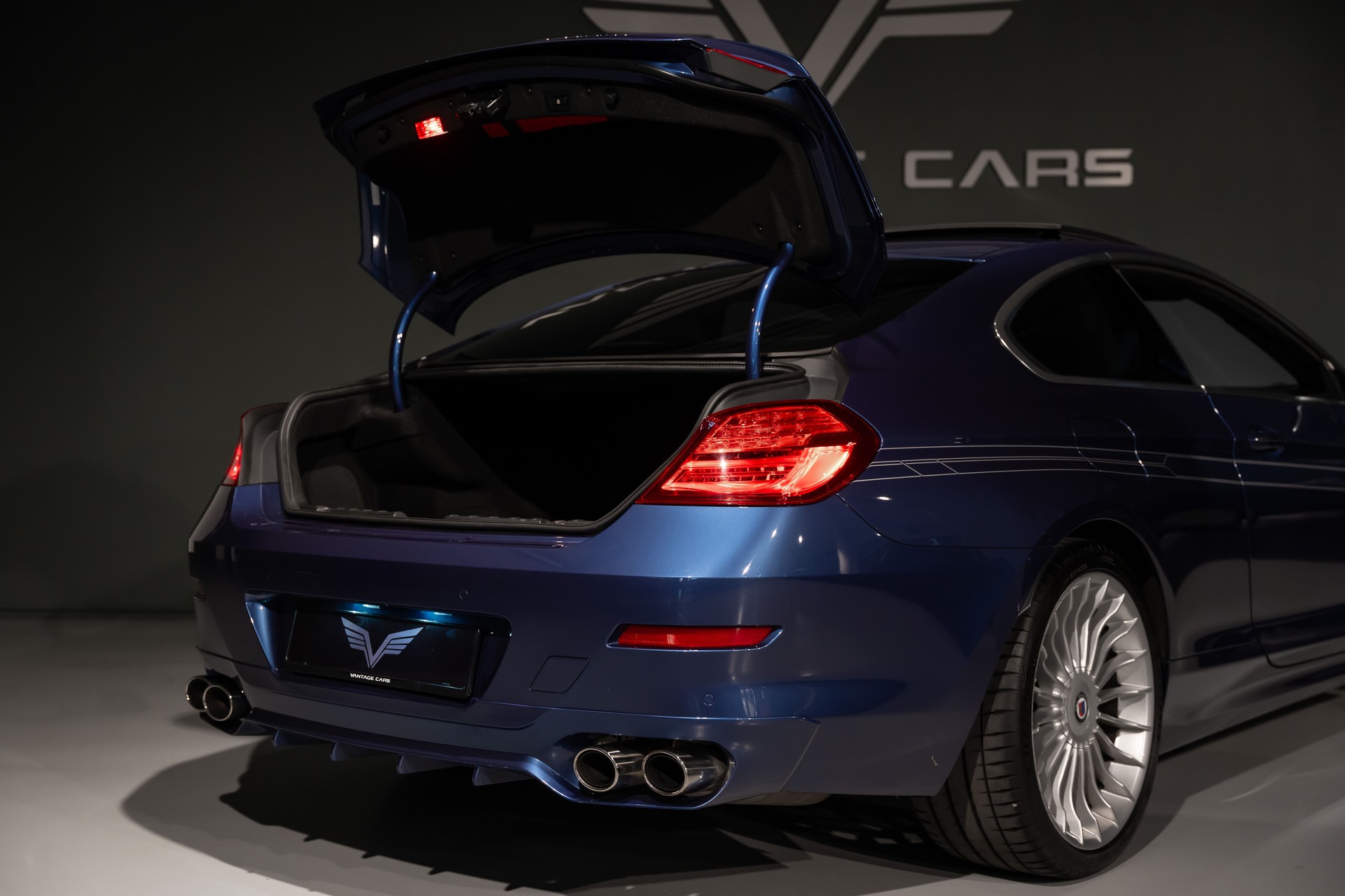 BMW-ALPINA B6 Coupé 4.4 Biturbo-image-4