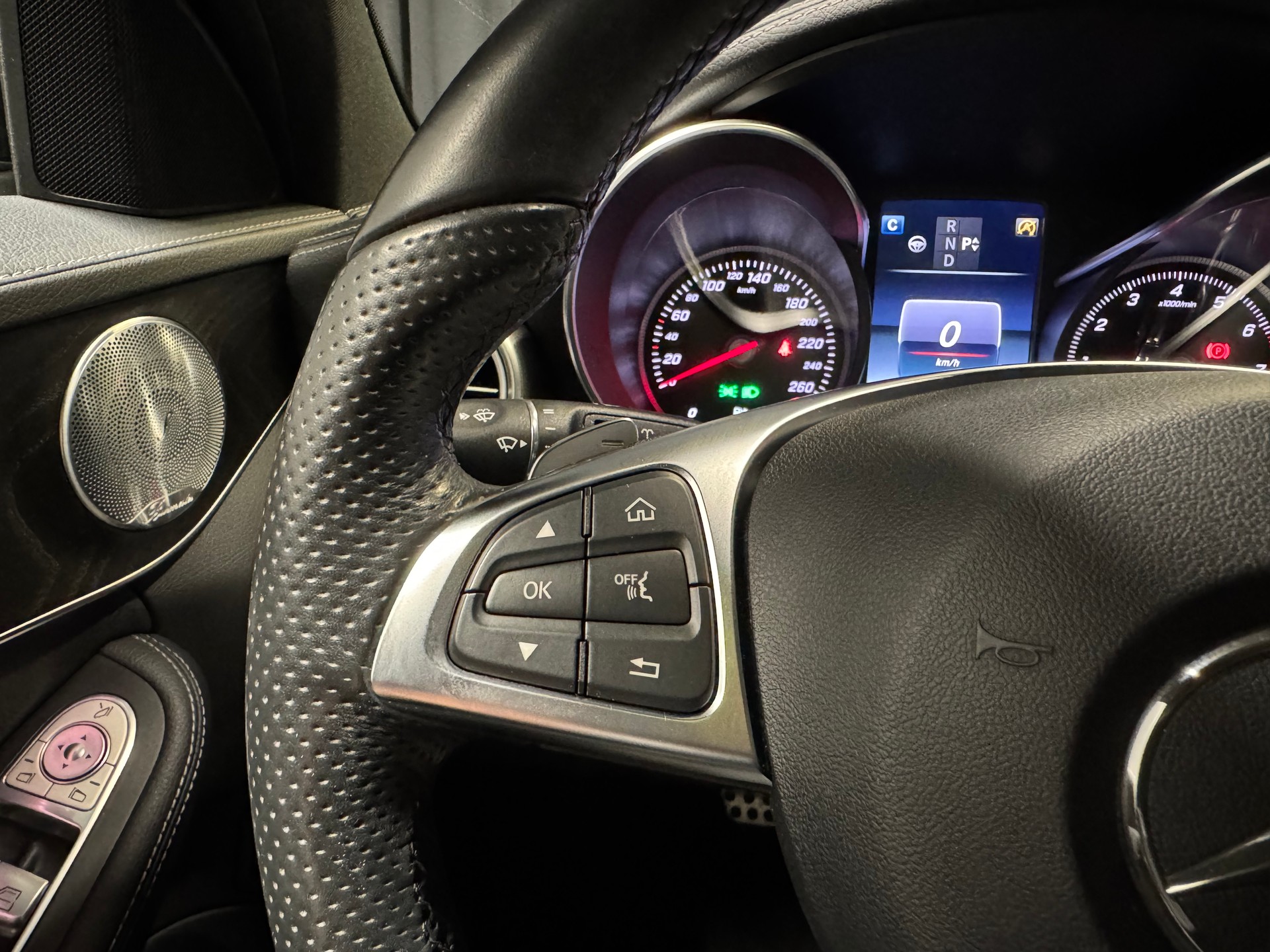 MERCEDES-BENZ C 400 AMG Line 4Matic 7G-Tronic (23)-image-11