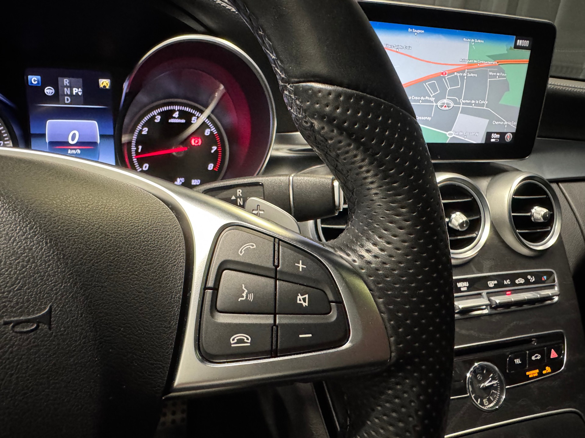MERCEDES-BENZ C 400 AMG Line 4Matic 7G-Tronic (23)-image-12