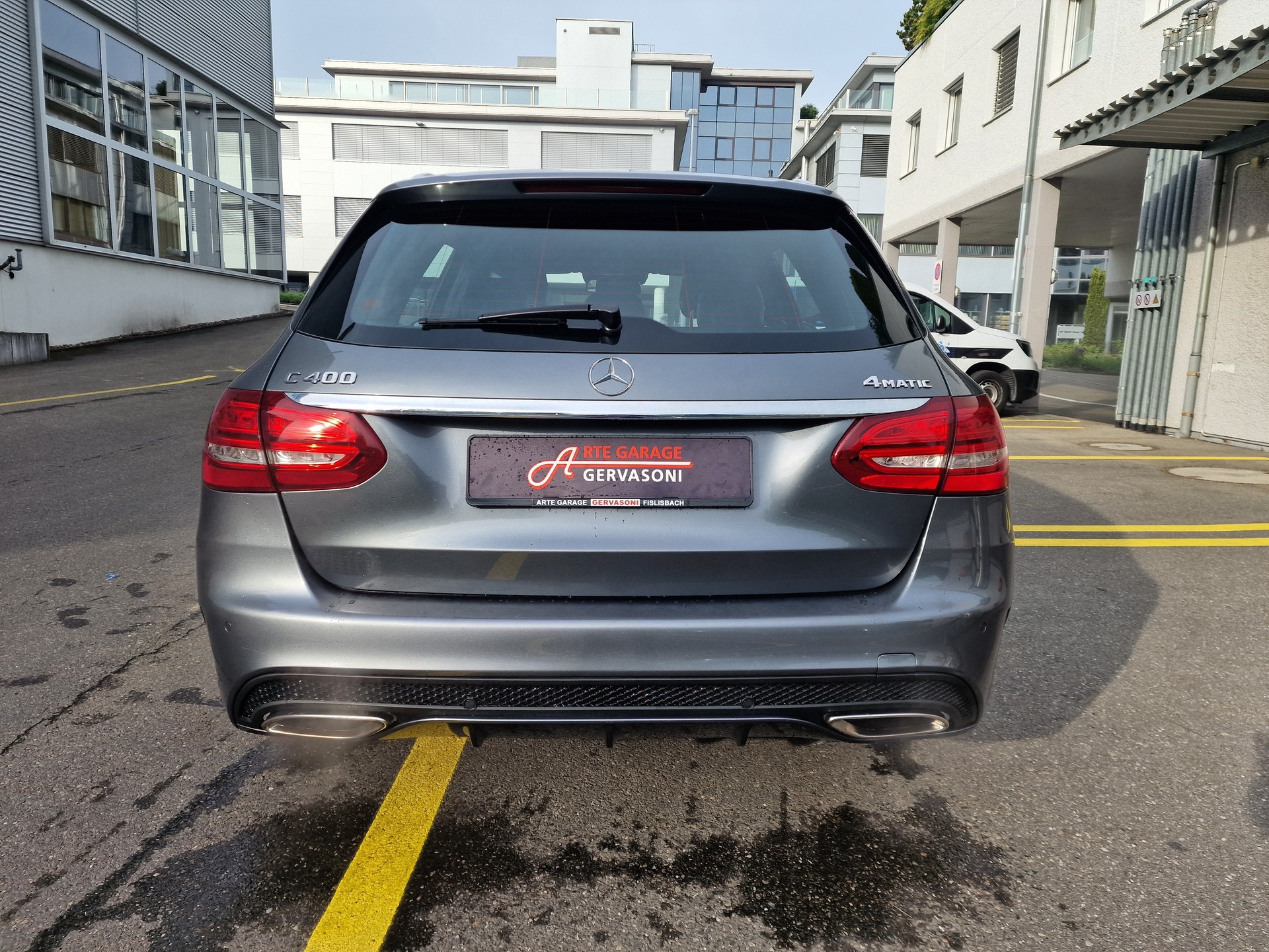 MERCEDES-BENZ C 400 AMG Line 4Matic-image-5