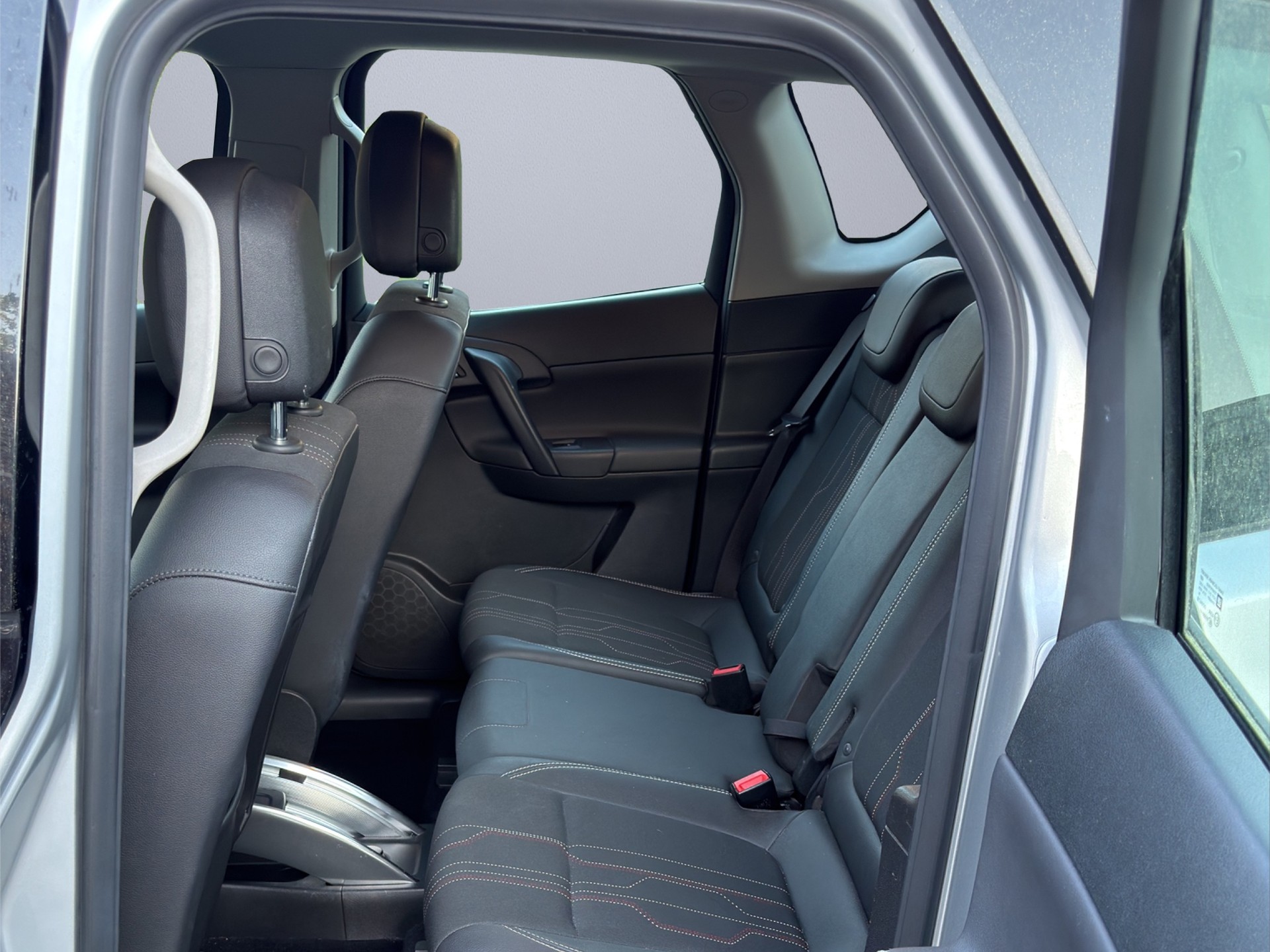 OPEL Meriva 1.7 CDTi Anniversary Edition-image-10