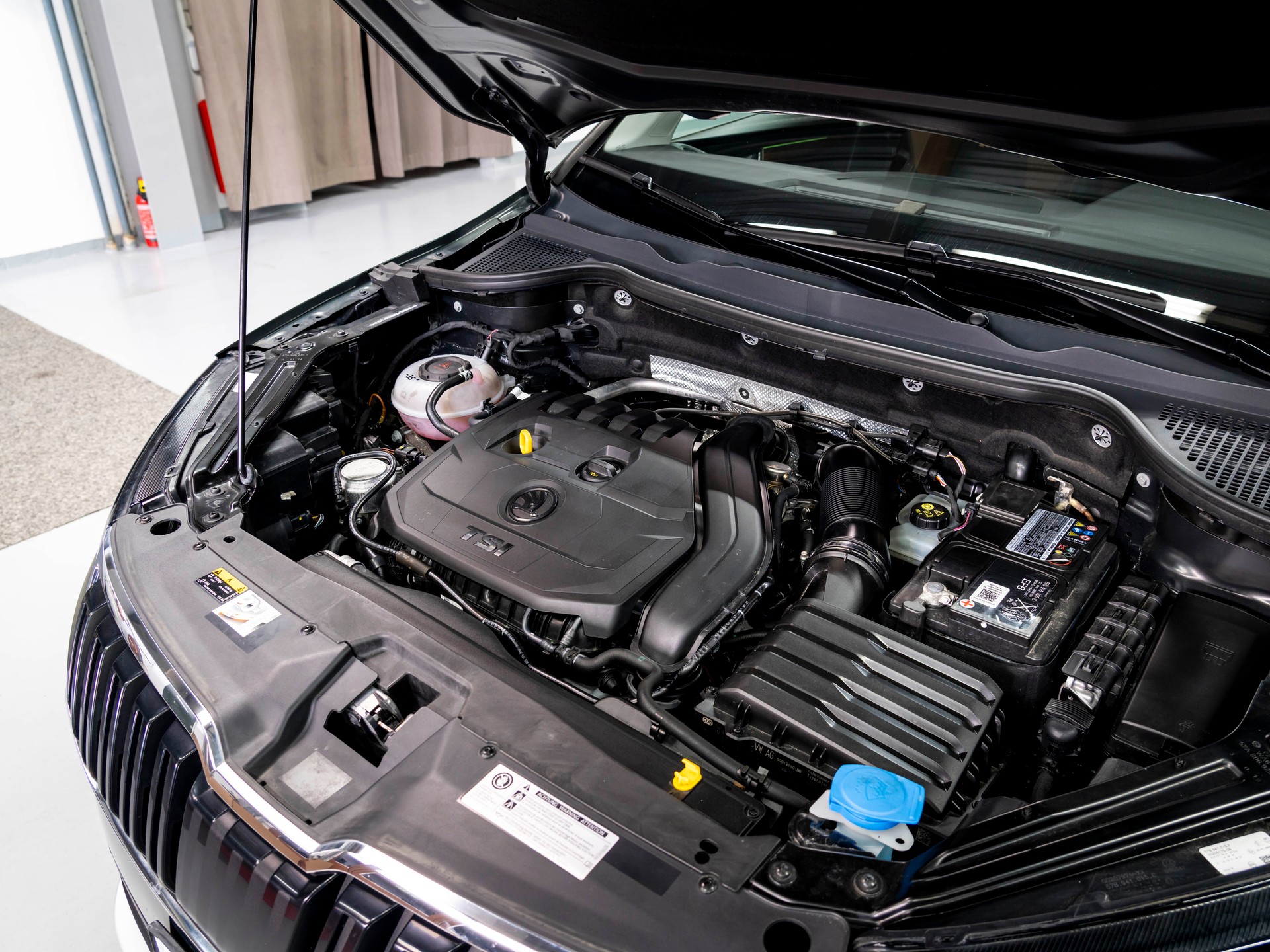 SKODA Karoq 1.5 TSI ACT Scout 4x4 DSG-image-28