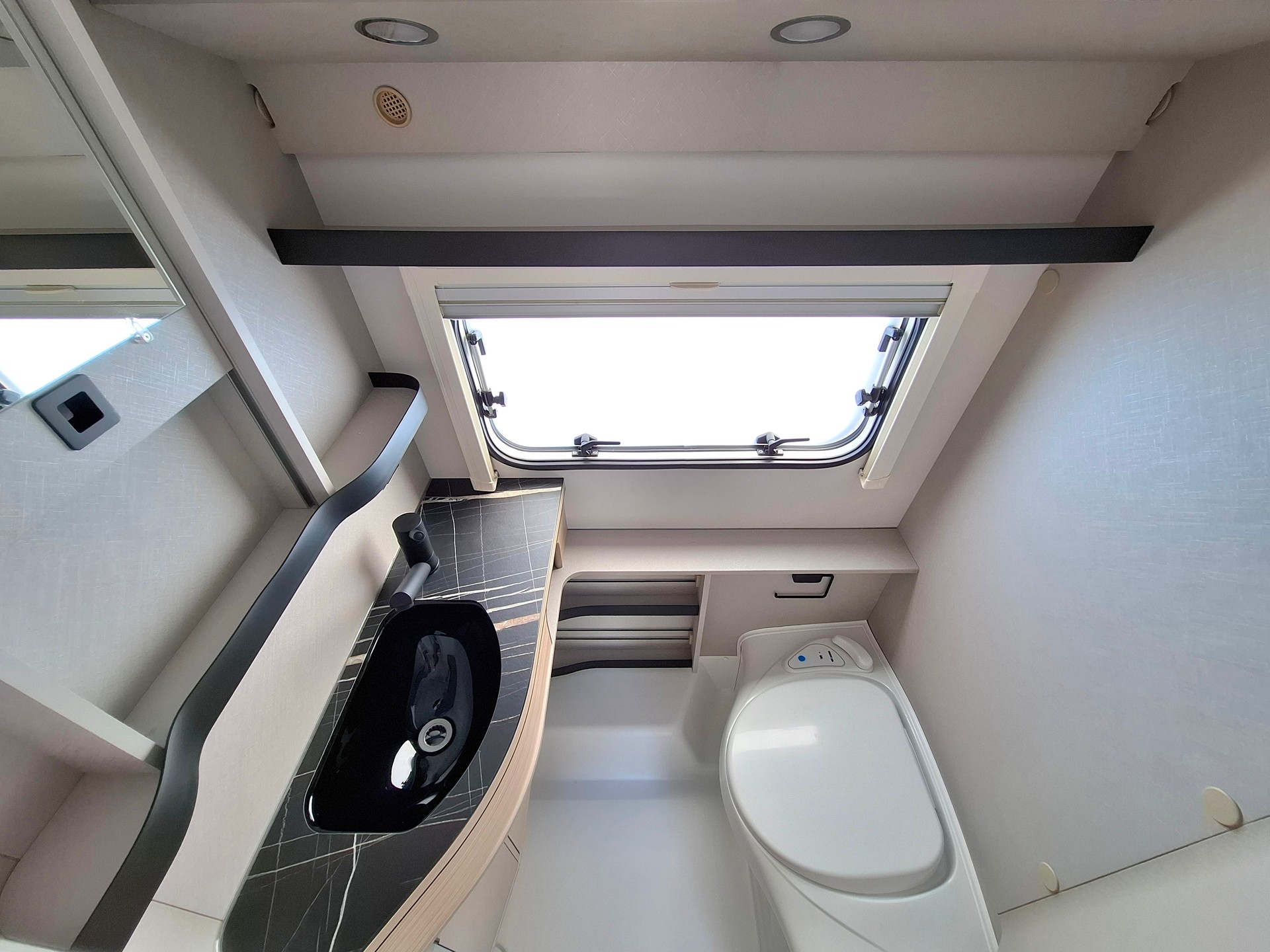 ERIBA touring 430 - Mover, Markise, Veloträger!-image-14