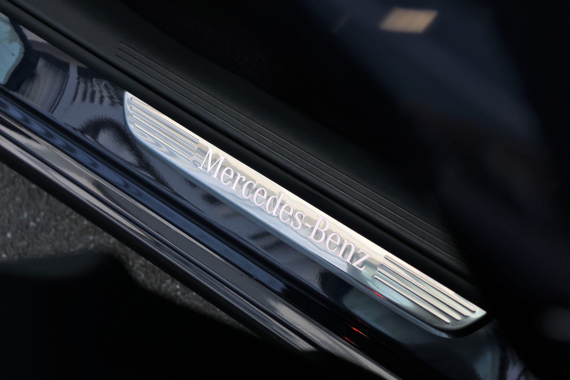 MERCEDES-BENZ E 220 d 4Matic Swiss Star 9G-Tronic (CH)-image-19