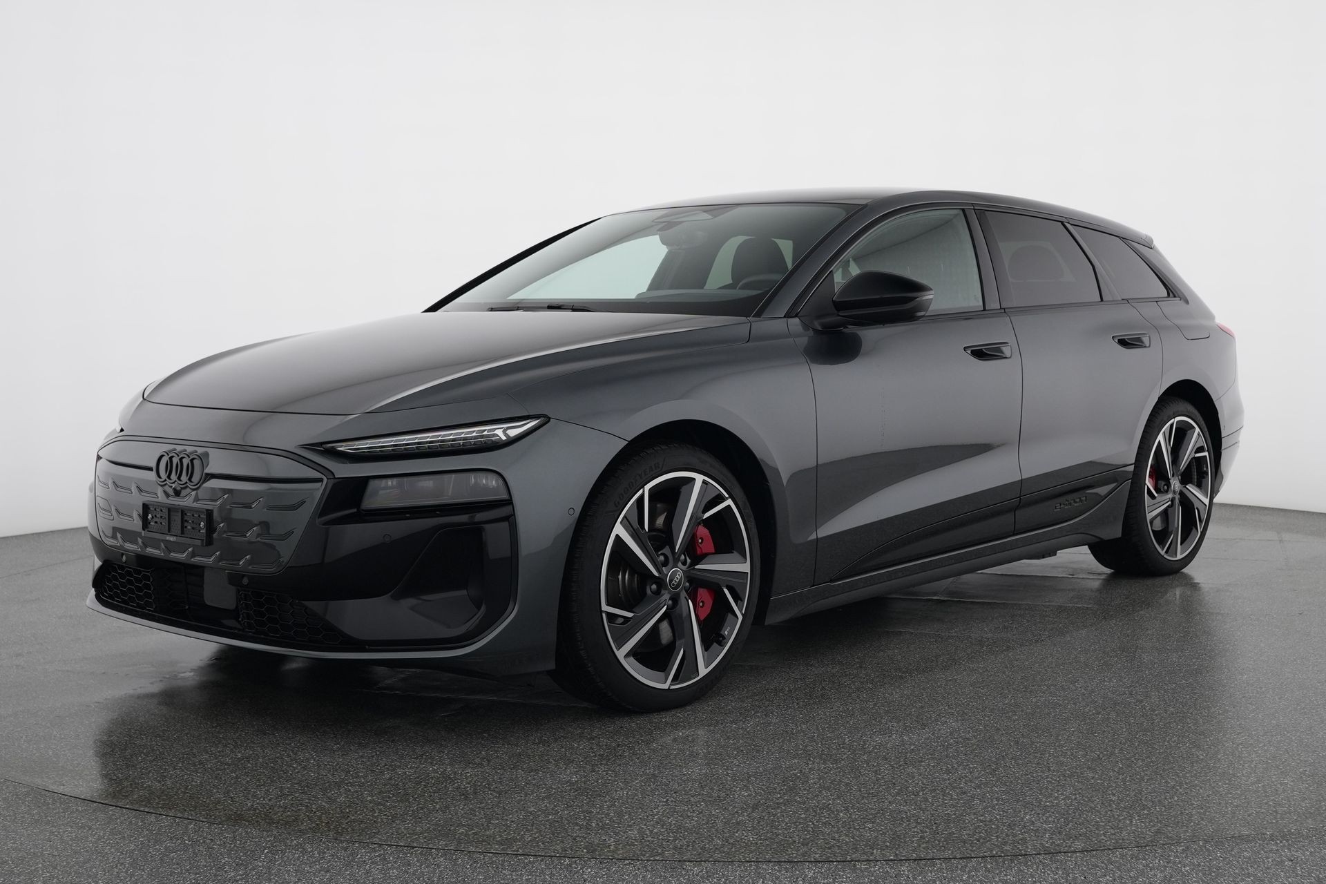 AUDI S6 Avant e-tron quattro