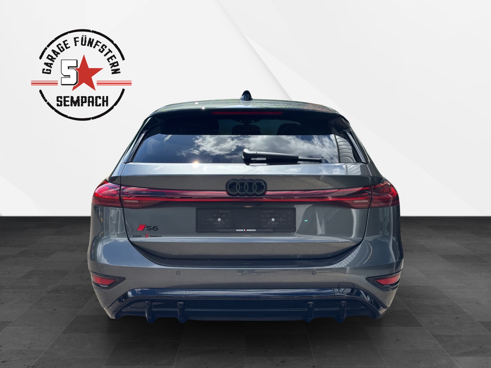 AUDI S6 Avant e-tron quattro-showroom-element-3