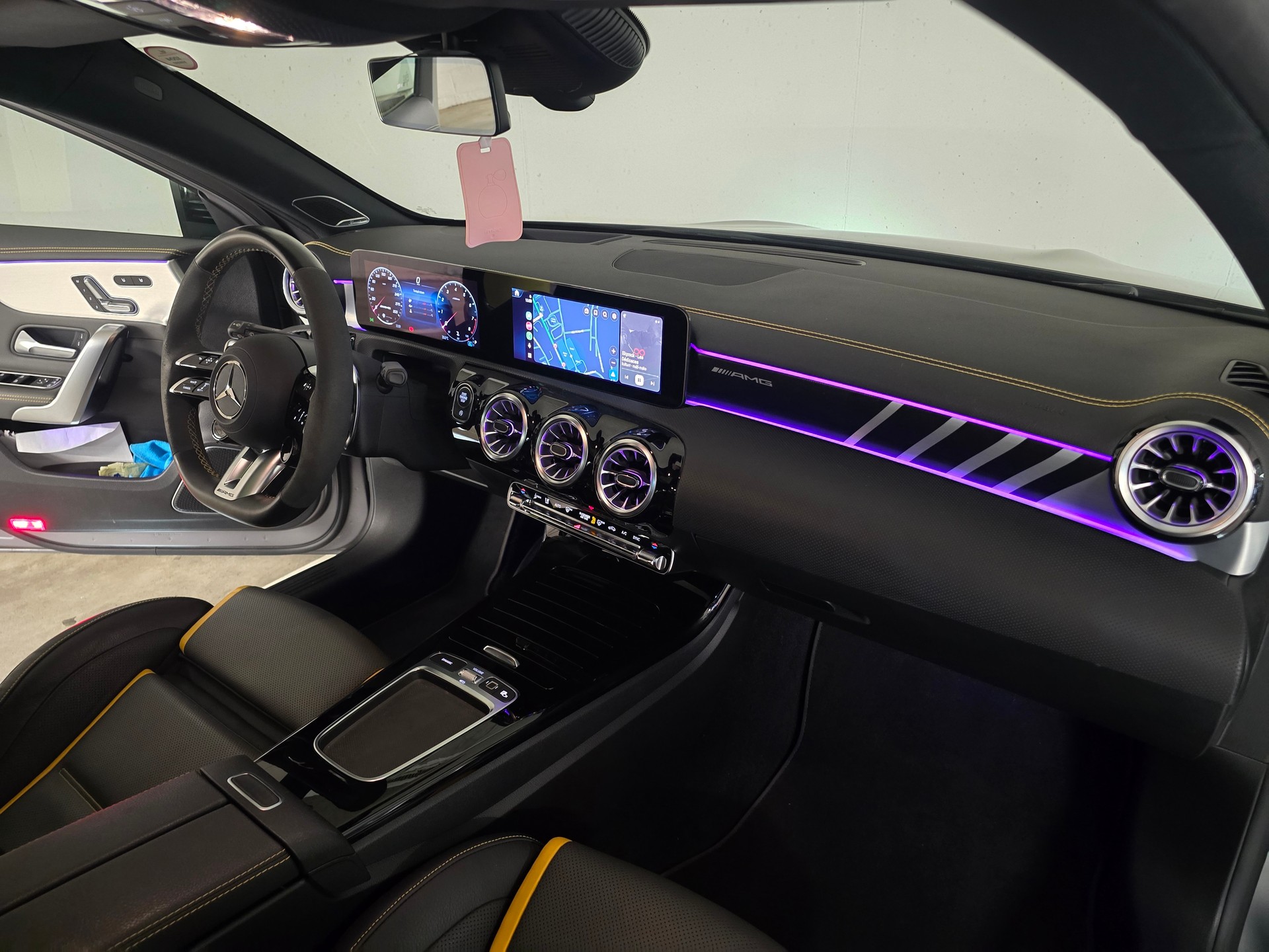 MERCEDES-BENZ A 45 S AMG 4matic+-image-6