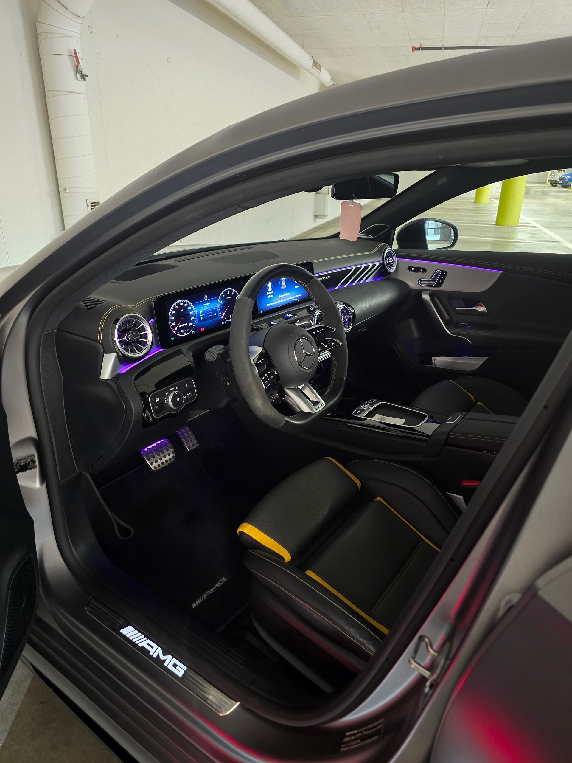 MERCEDES-BENZ A 45 S AMG 4matic+-image-9