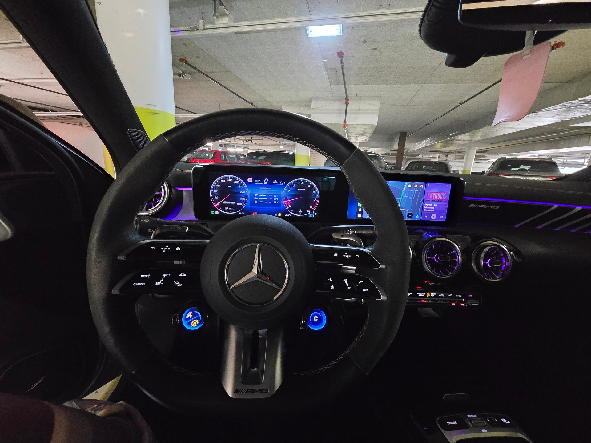 MERCEDES-BENZ A 45 S AMG 4matic+-image-5