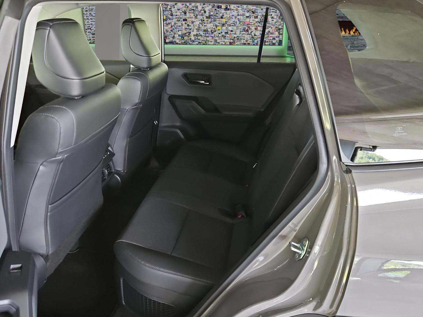 TOYOTA RAV4 2.5 HEV Premium-image-10