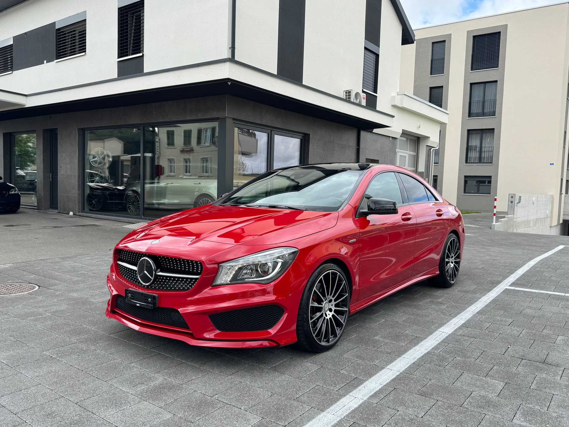 MERCEDES-BENZ Mercedes-Benz CLA 250 Sport 7G-DCT*CH-Fahrzug*