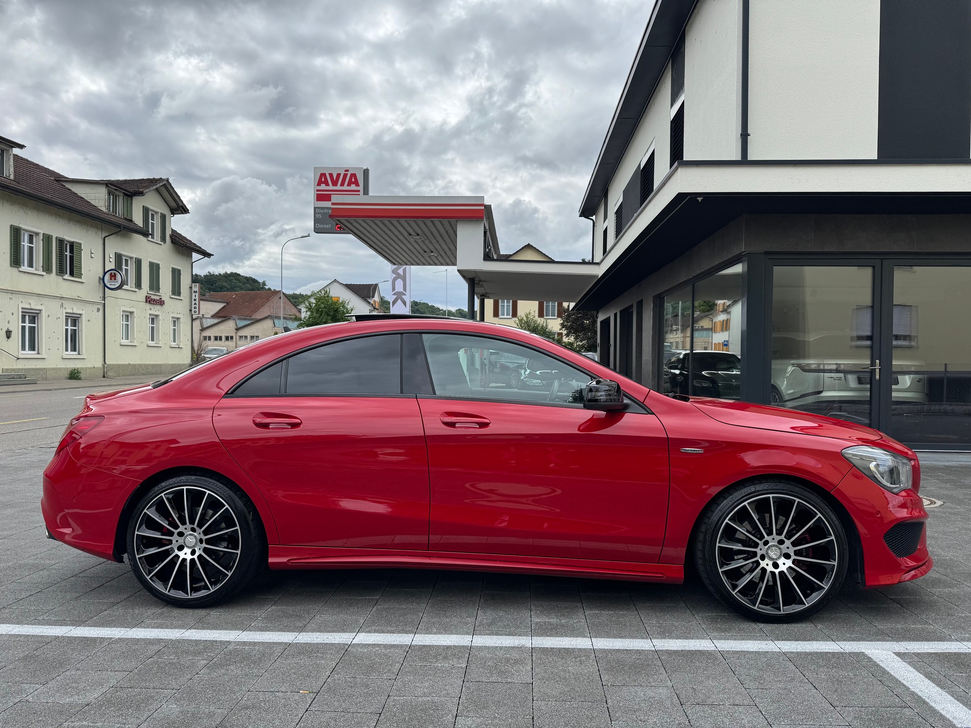 MERCEDES-BENZ Mercedes-Benz CLA 250 Sport 7G-DCT*CH-Fahrzeug*-image-5