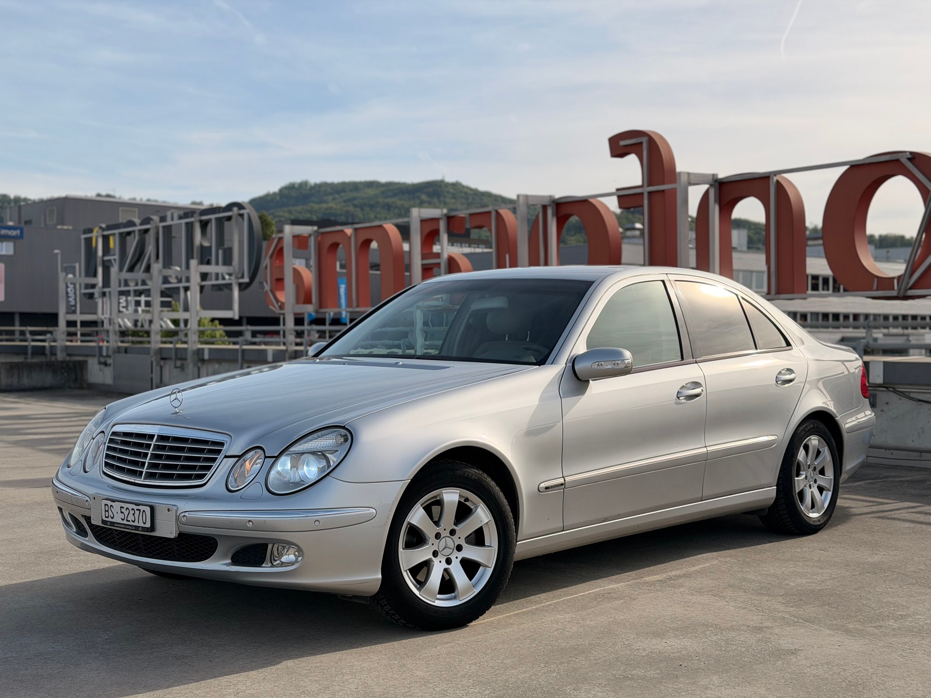 MERCEDES-BENZ E 240 Elégance