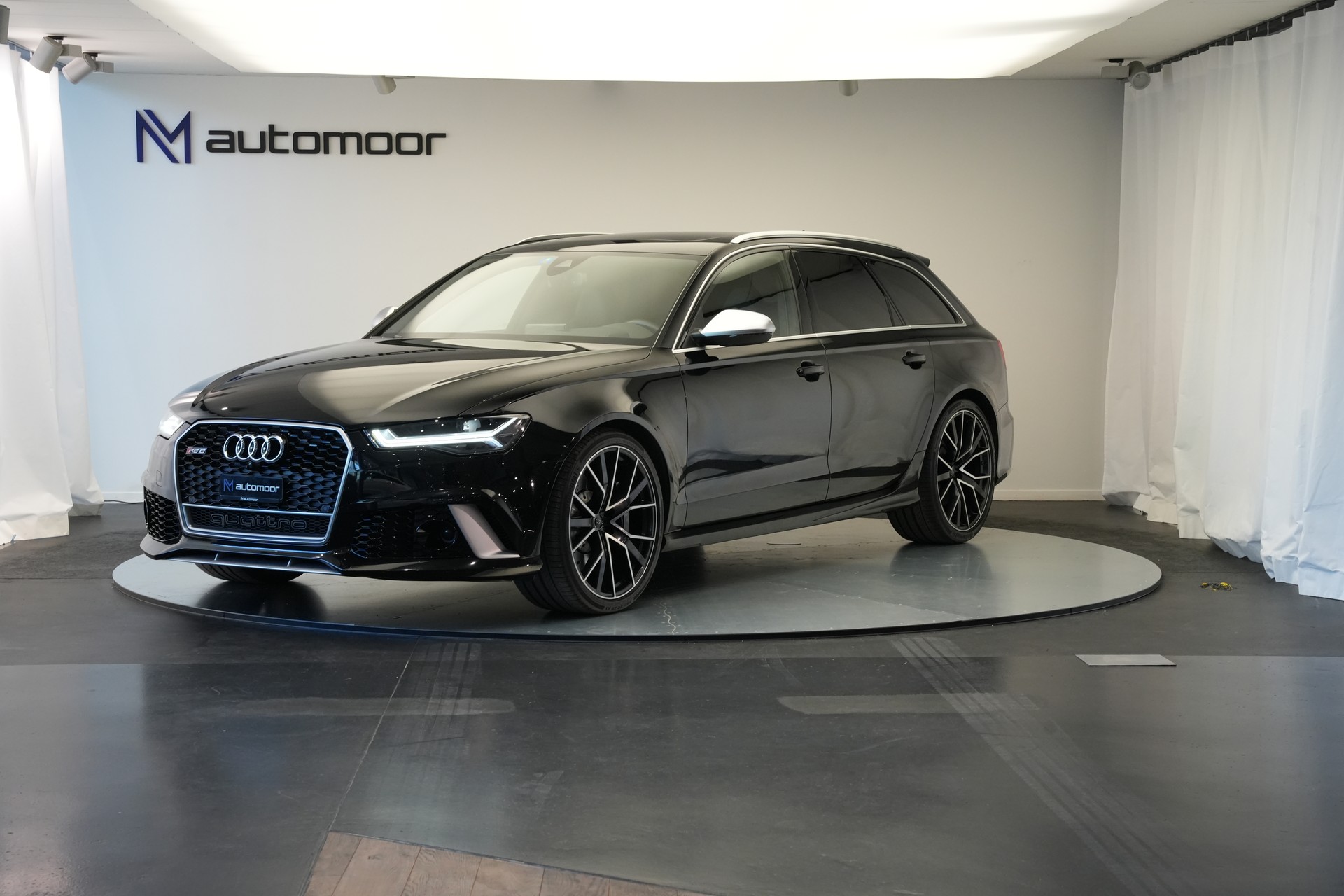 AUDI RS6 Avant 4.0 TFSI V8 performance quattro