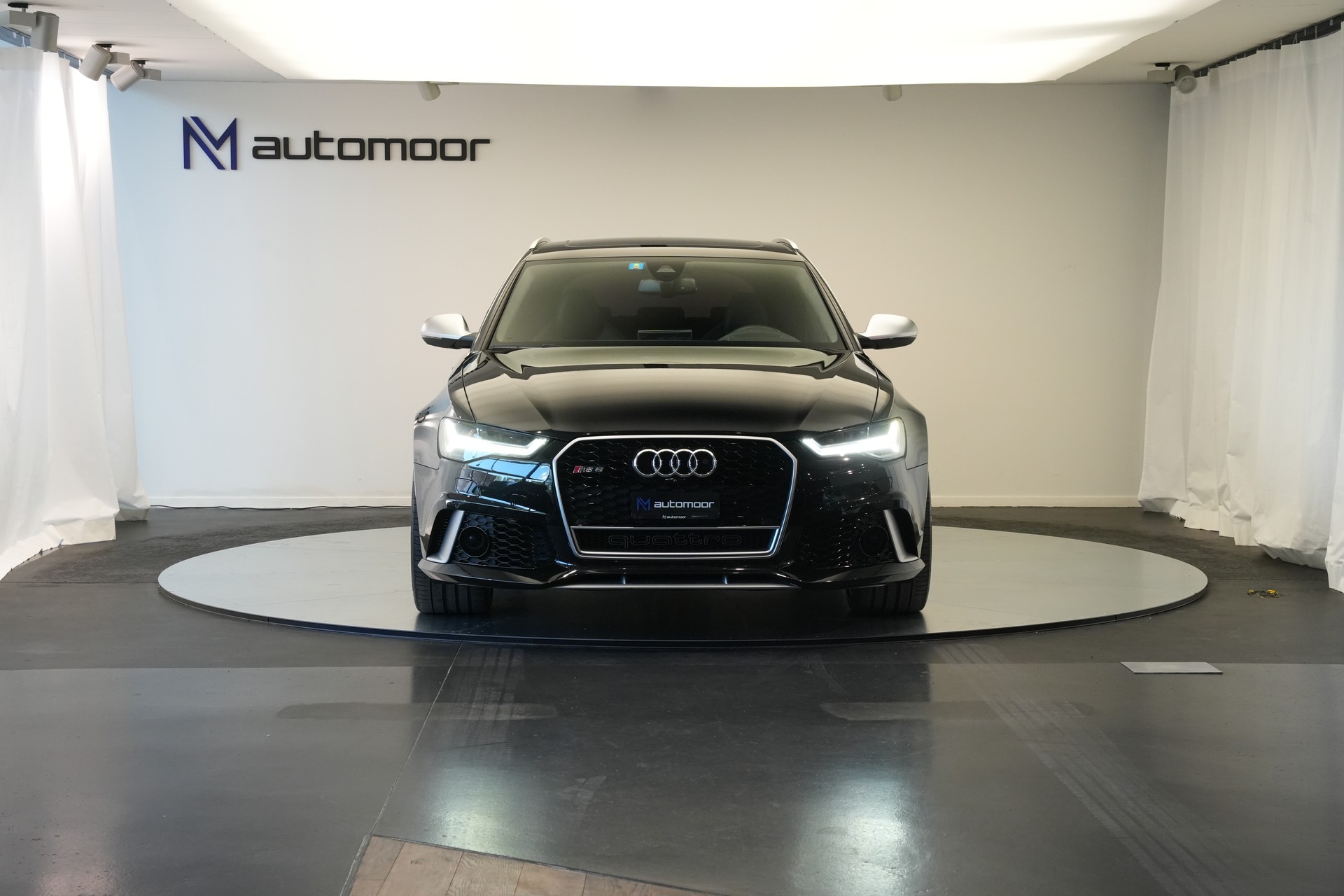 AUDI RS6 Avant 4.0 TFSI V8 performance quattro-showroom-element-1