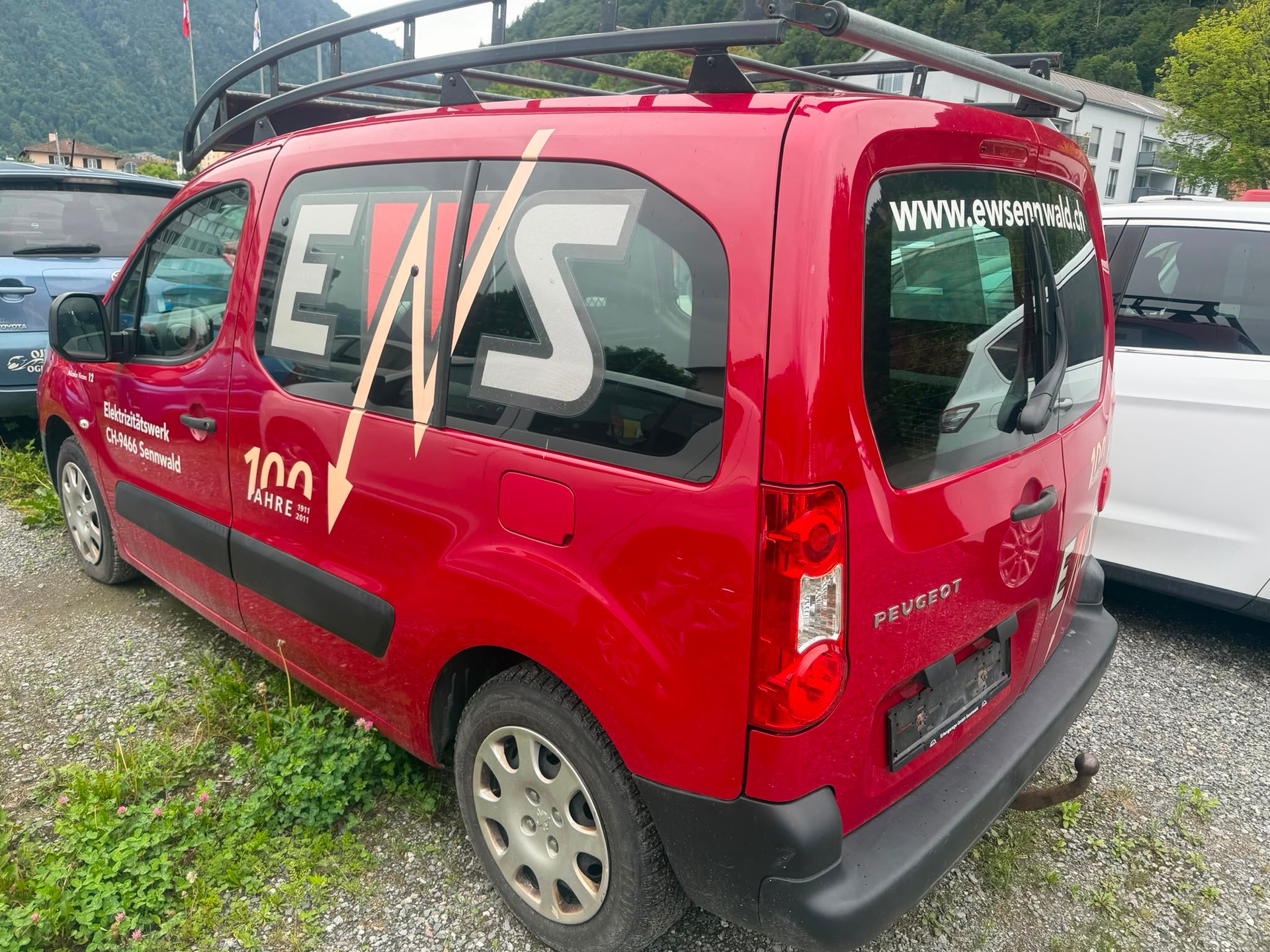 PEUGEOT Partner 1.6i Urban-image-7