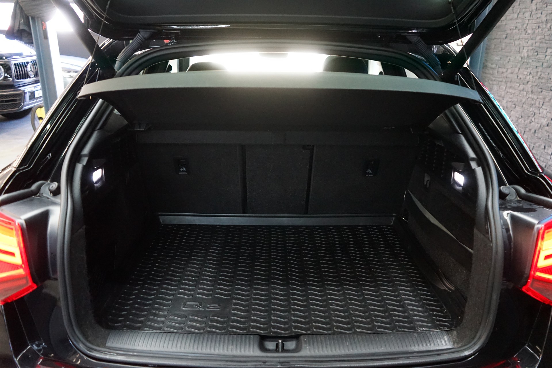 AUDI Q2 2.0 TFSI sport quattro S-tronic-image-18