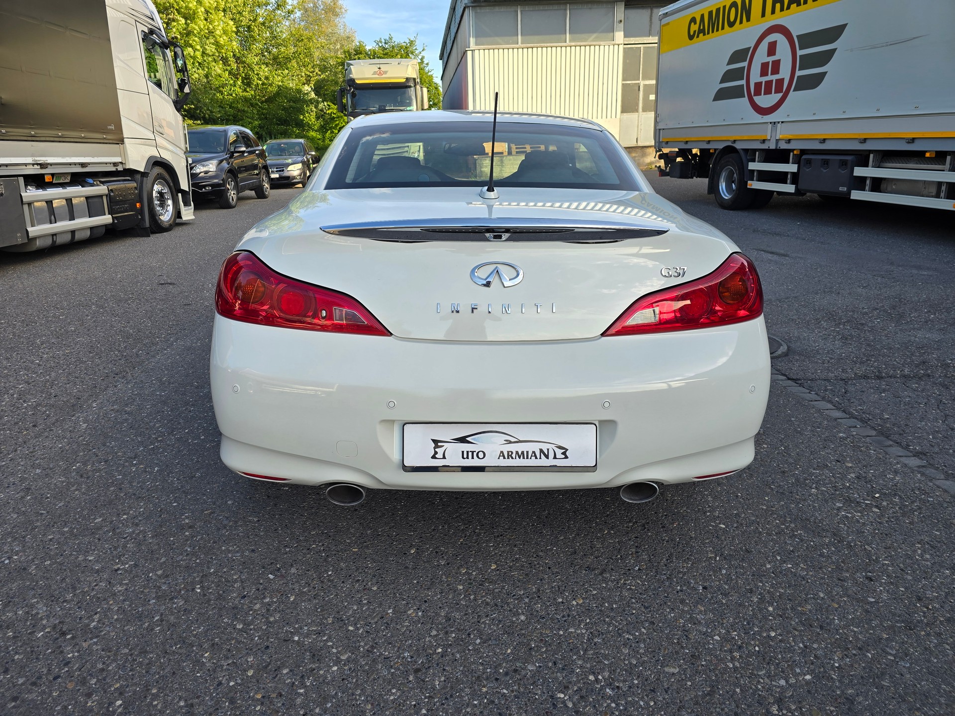 INFINITI G37 Cabrio GT Premium Automatic-showroom-element-3