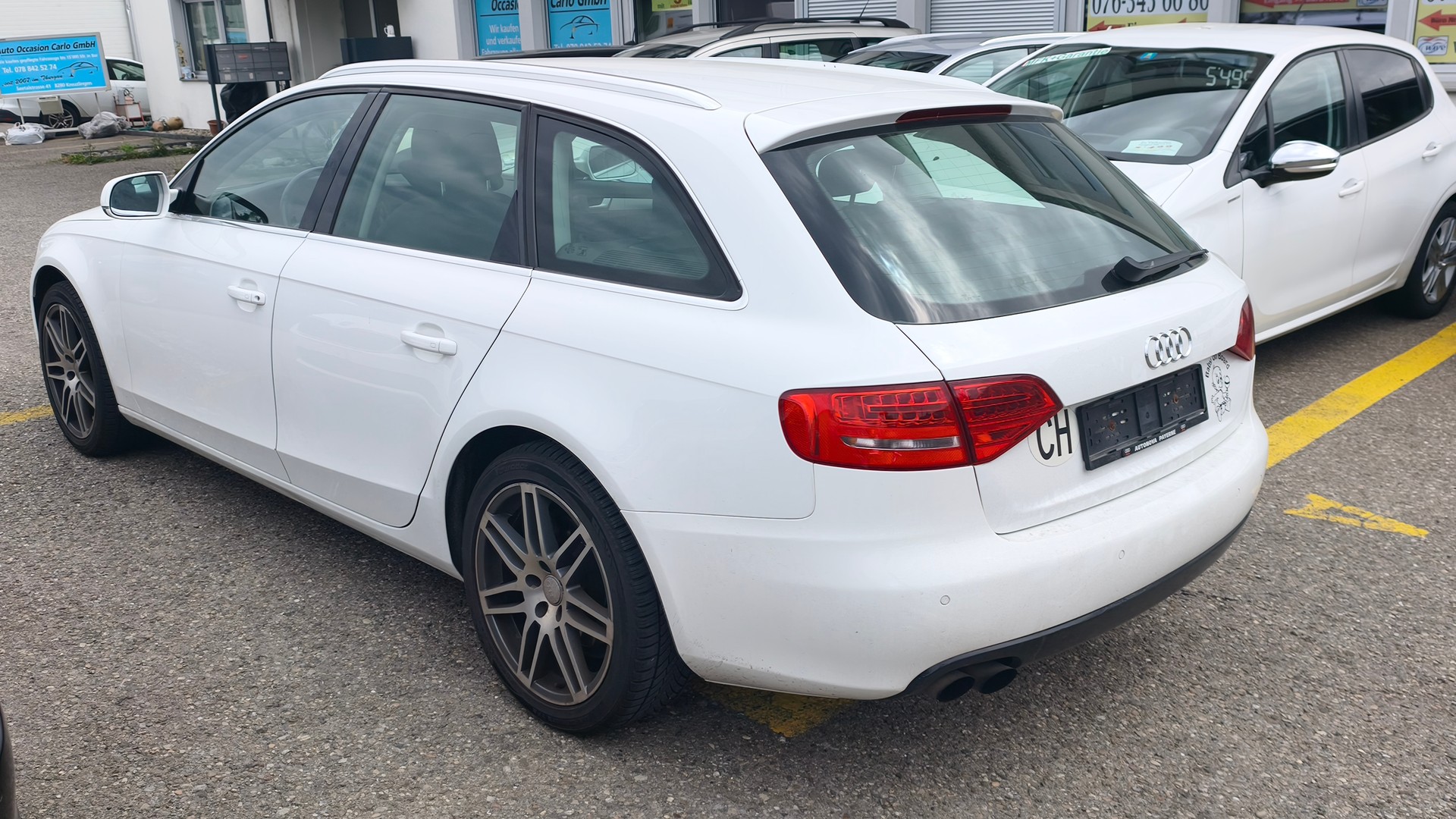 AUDI A4 Avant 1.8 TFSI Start plus-showroom-element-3