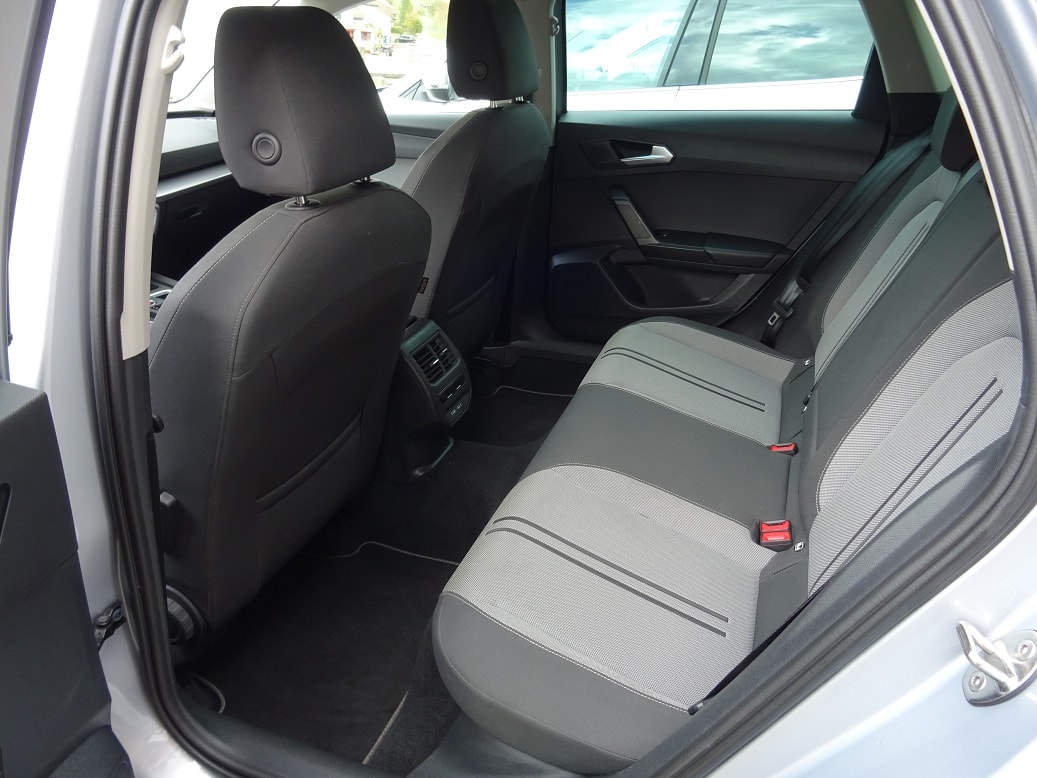 SEAT Leon ST 2.0 TDI Style 4Drive DSG-image-5