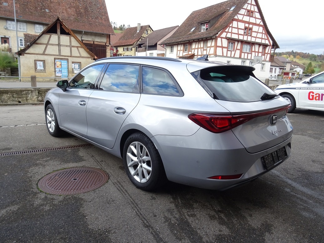 SEAT Leon ST 2.0 TDI Style 4Drive DSG-showroom-element-3