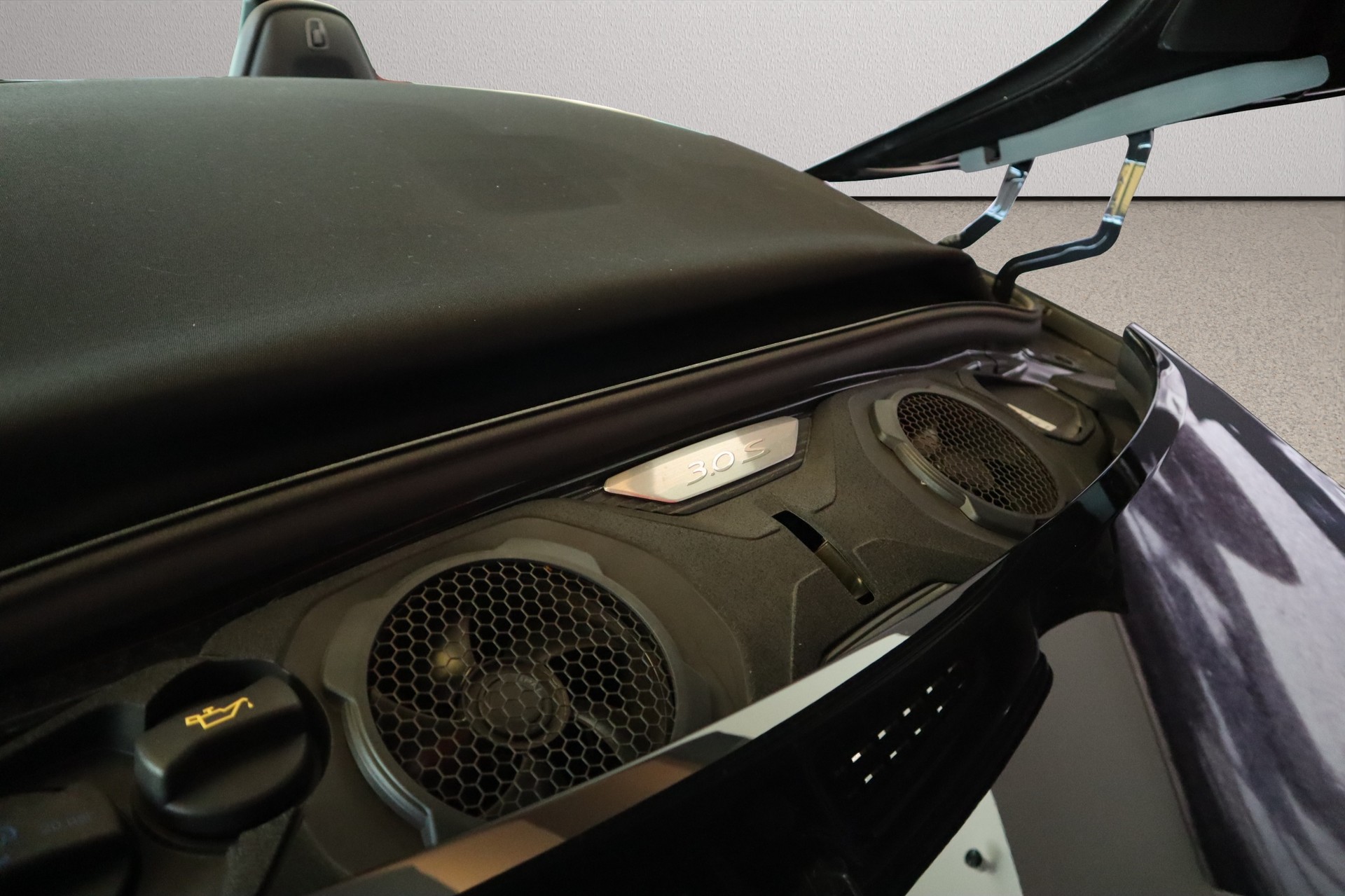 PORSCHE 911 Carrera 4S Cabriolet PDK-image-23