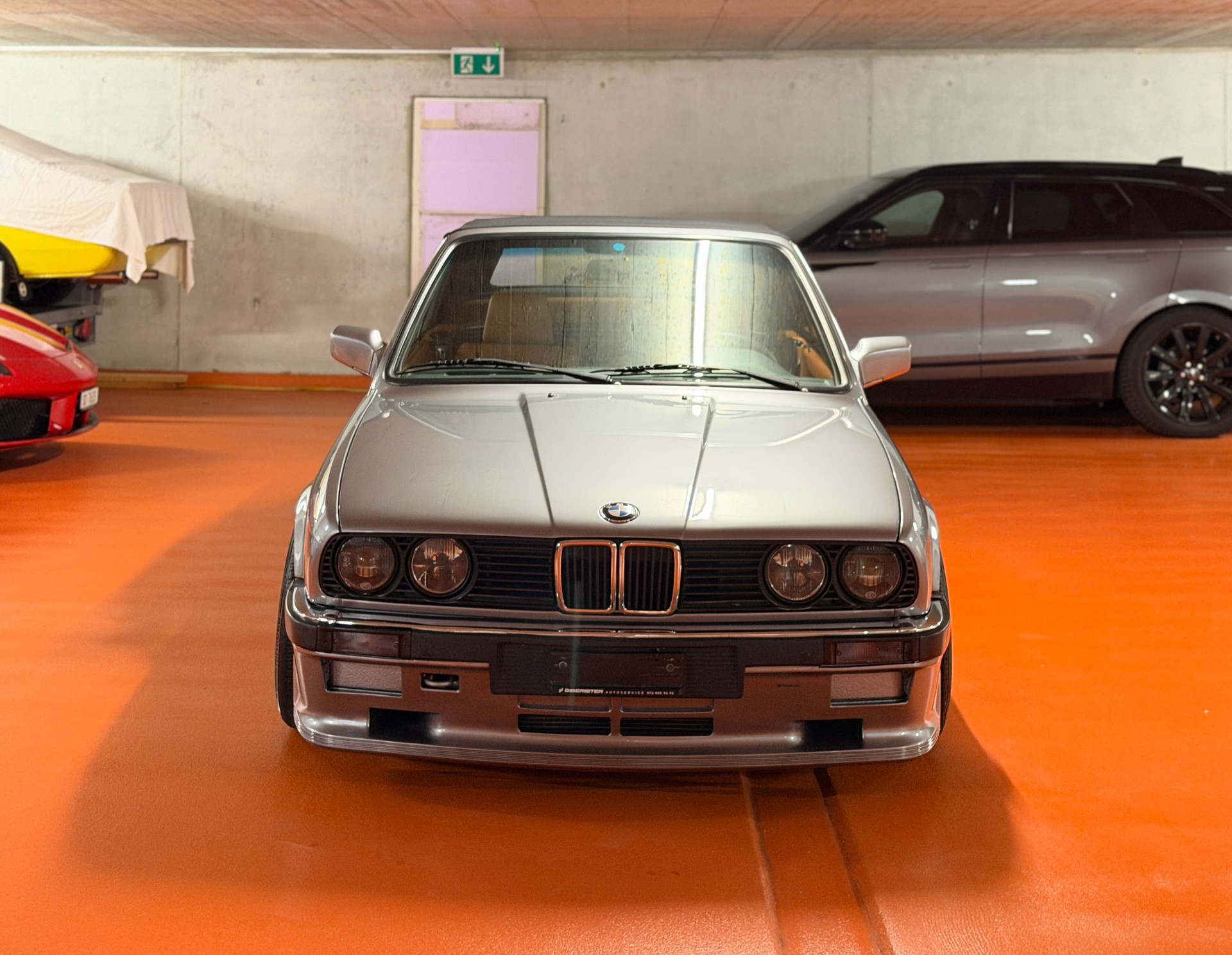 BMW 325i Cabrio-image-30